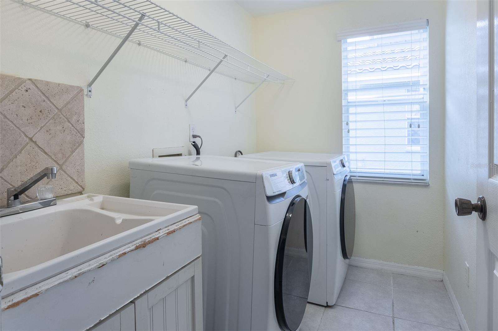 9341 WELLINGTON PARK CIR, TAMPA, FL, 33647