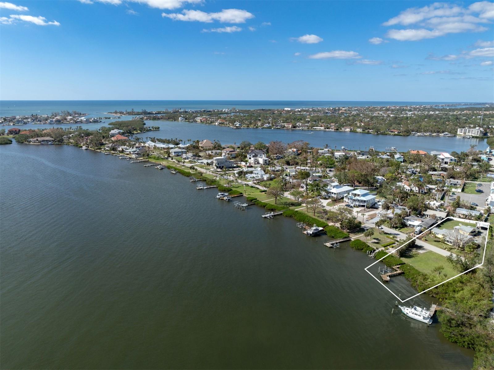 104 SUNRISE DR, NOKOMIS, FL, 34275