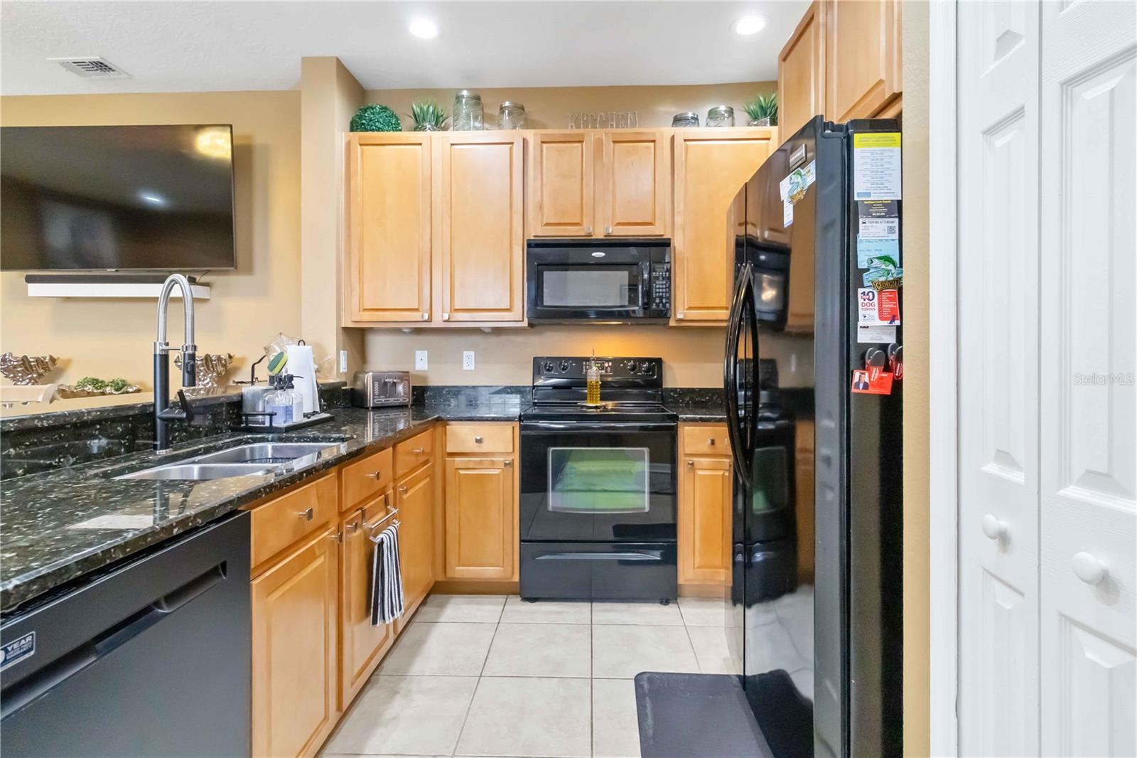 8086 MOONSTONE DR #17-202, SARASOTA, FL, 34233