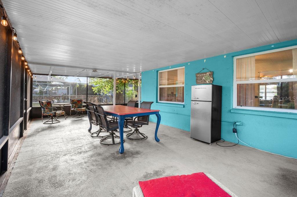 2525 ARAPAHO ST, SARASOTA, FL, 34231