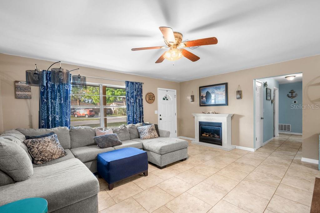 2525 ARAPAHO ST, SARASOTA, FL, 34231