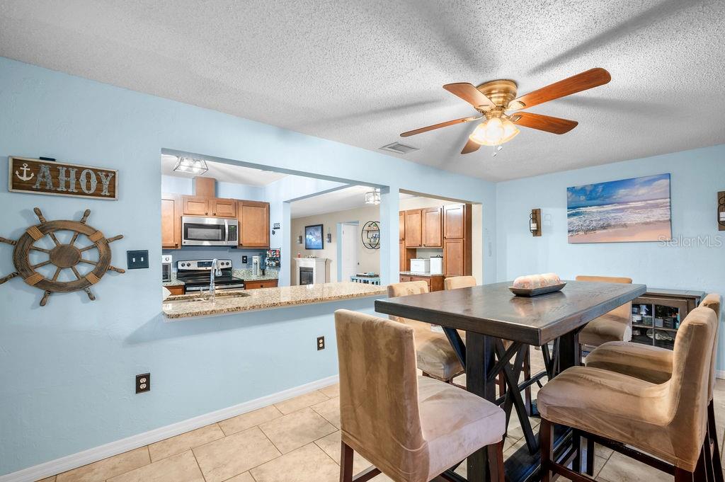 2525 ARAPAHO ST, SARASOTA, FL, 34231