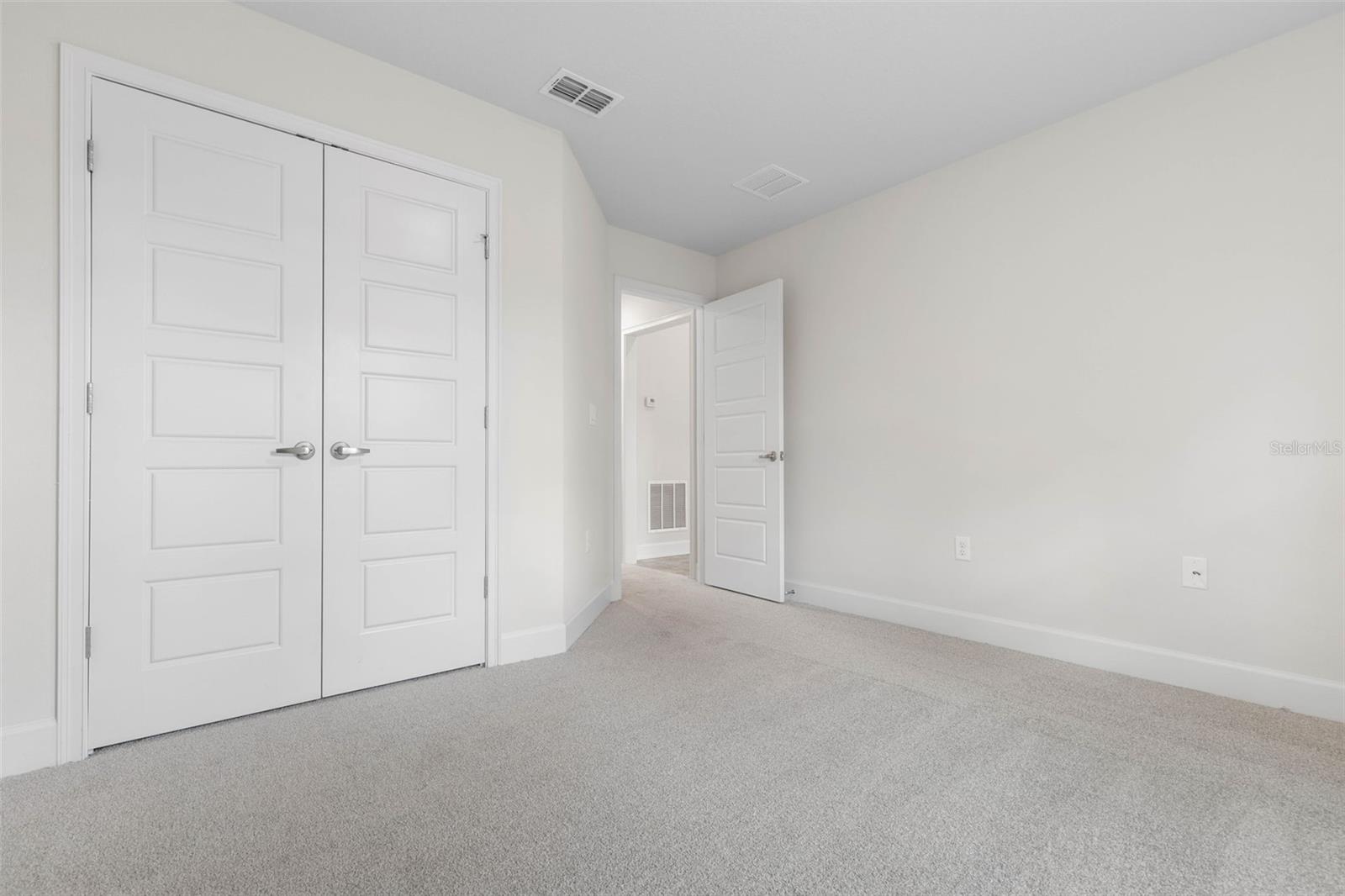 4 UNIVERSAL TRL, PALM COAST, FL, 32164