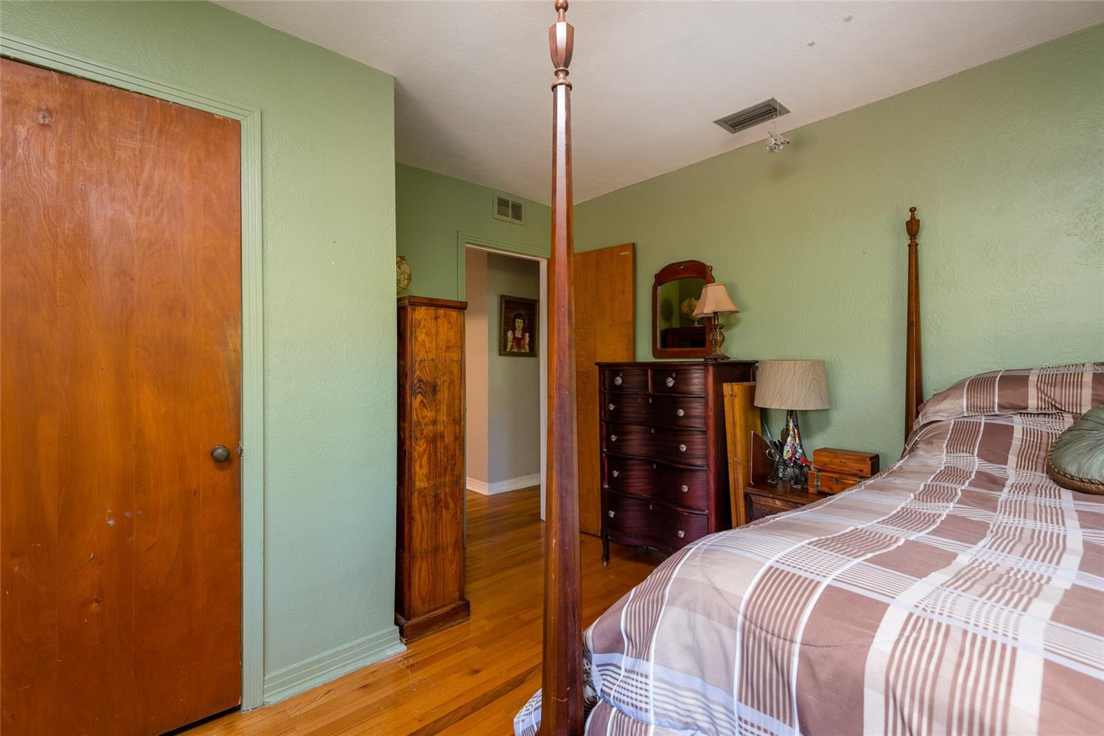 4101 W EL PRADO BLVD, TAMPA, FL, 33629