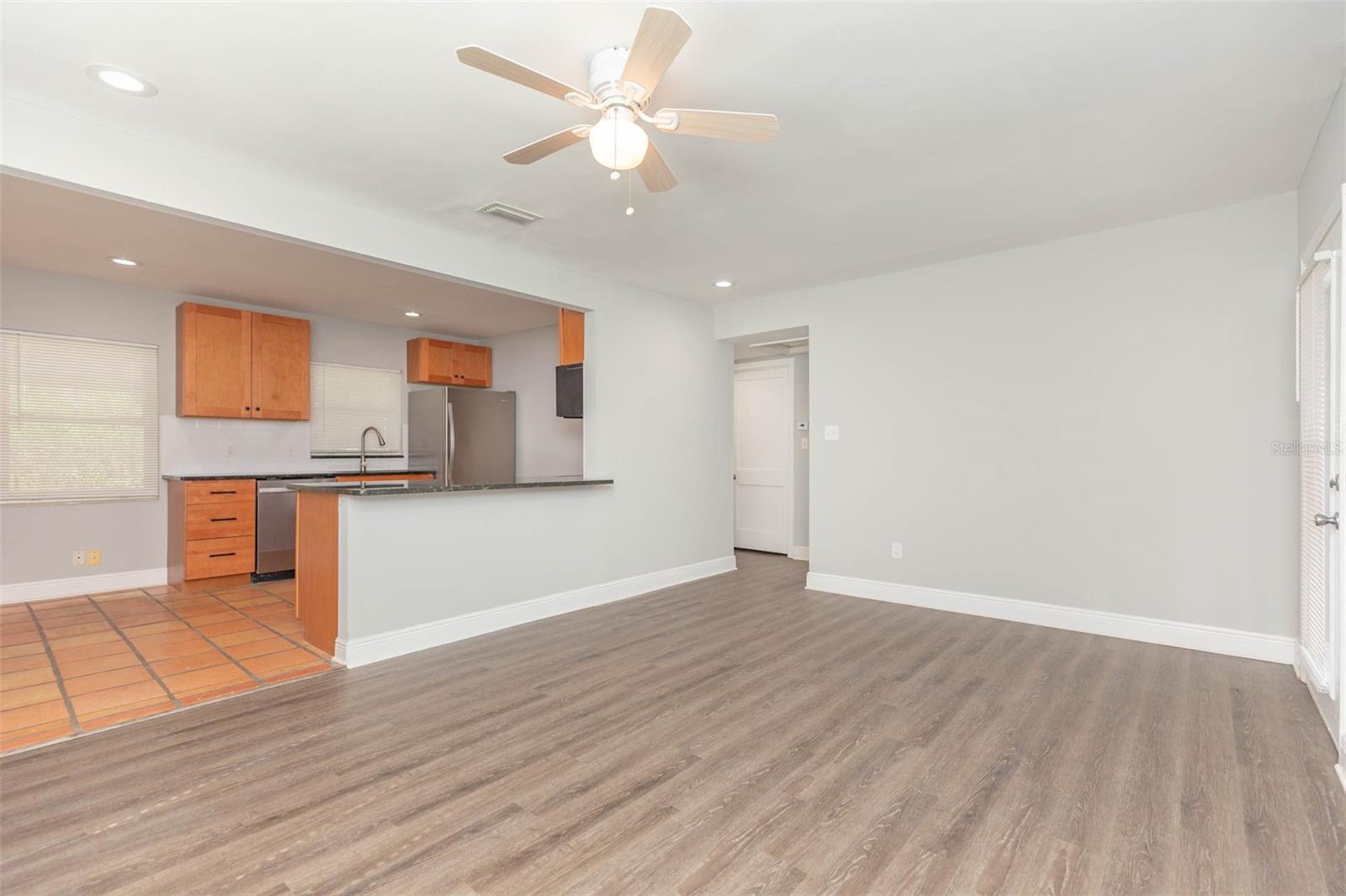2812 W FOSTER AVE, TAMPA, FL, 33611