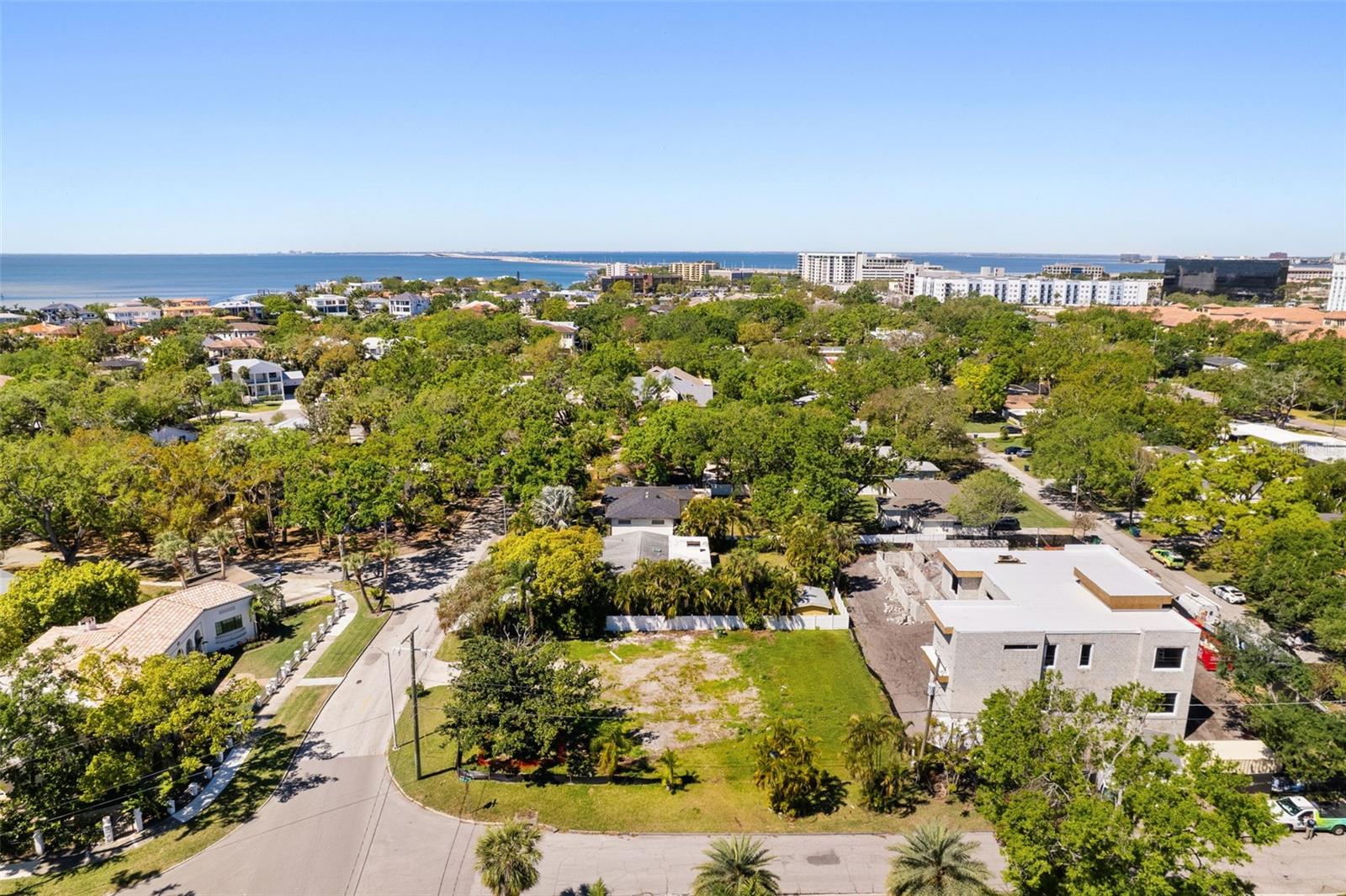5101 W AZEELE ST, TAMPA, FL, 33609