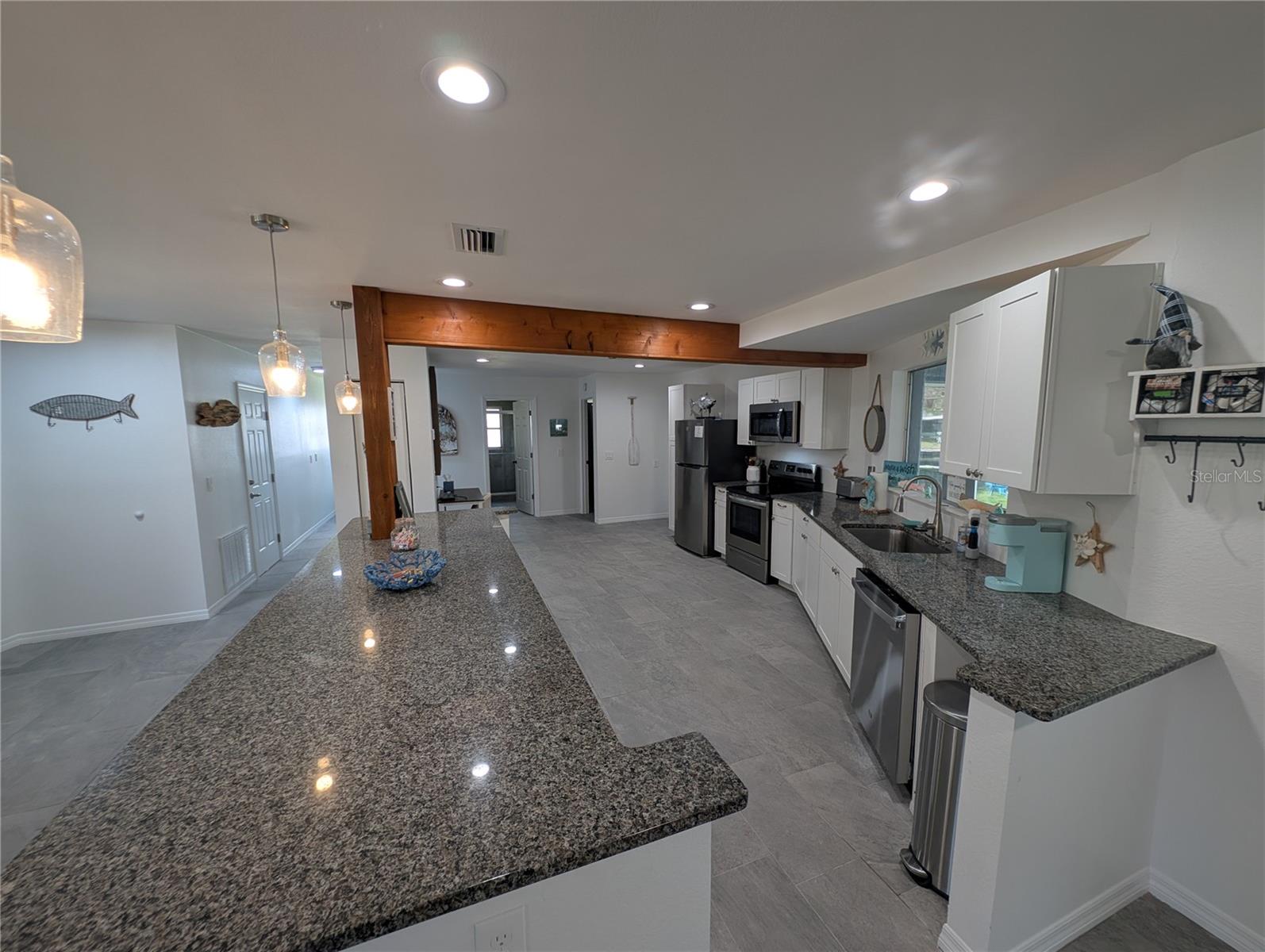 3713 N SUWANEE PT, CRYSTAL RIVER, FL, 34428