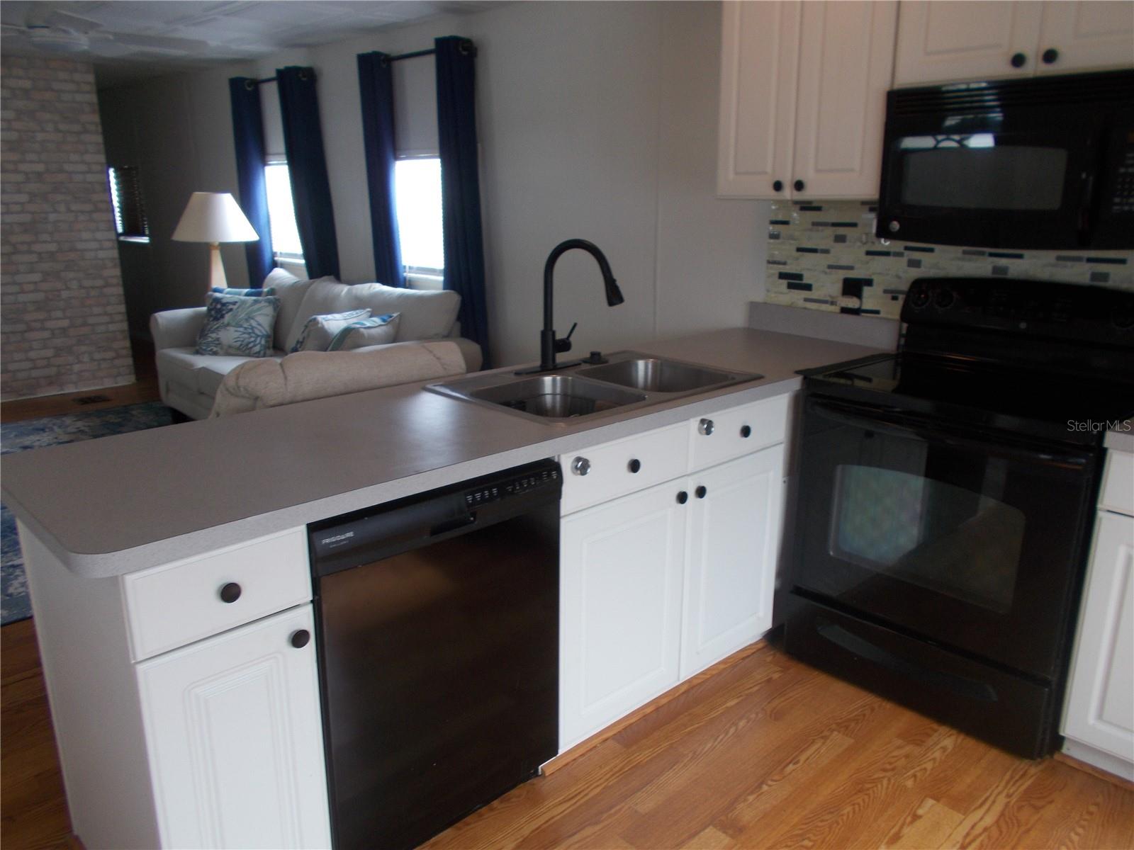 5421 HOLIDAY PARK BLVD, NORTH PORT, FL, 34287