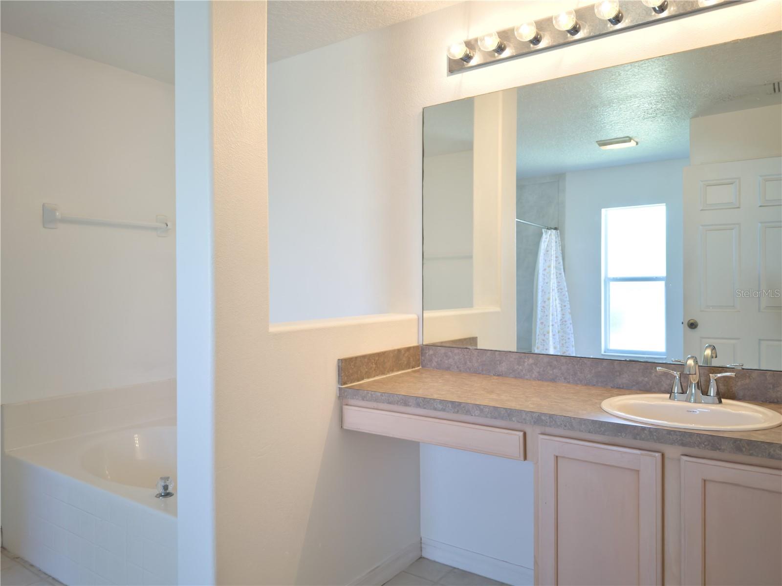 20 BURNING WICK PL, PALM COAST, FL, 32137