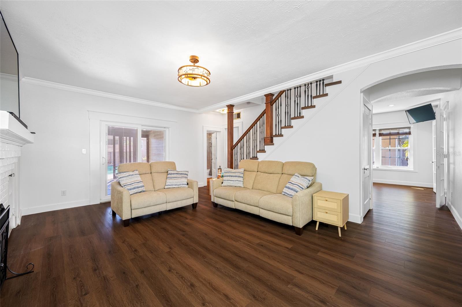 8205 OVERLOOK PL NE, ST PETERSBURG, FL, 33702