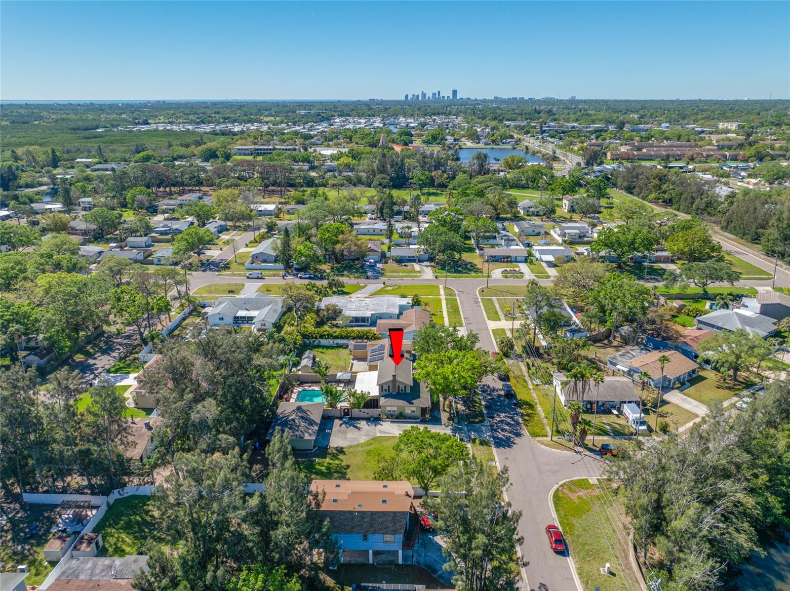 8205 OVERLOOK PL NE, ST PETERSBURG, FL, 33702