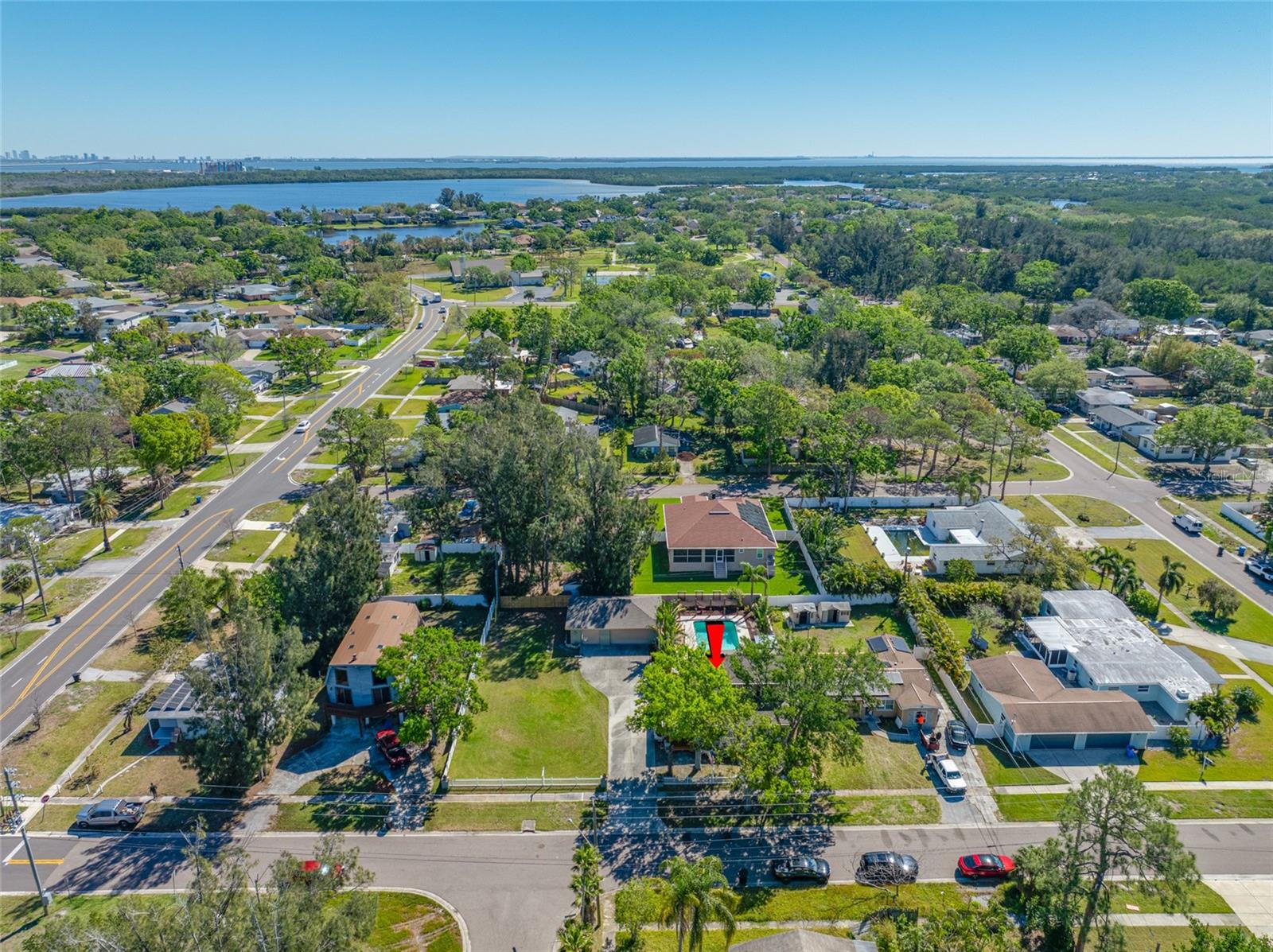 8205 OVERLOOK PL NE, ST PETERSBURG, FL, 33702