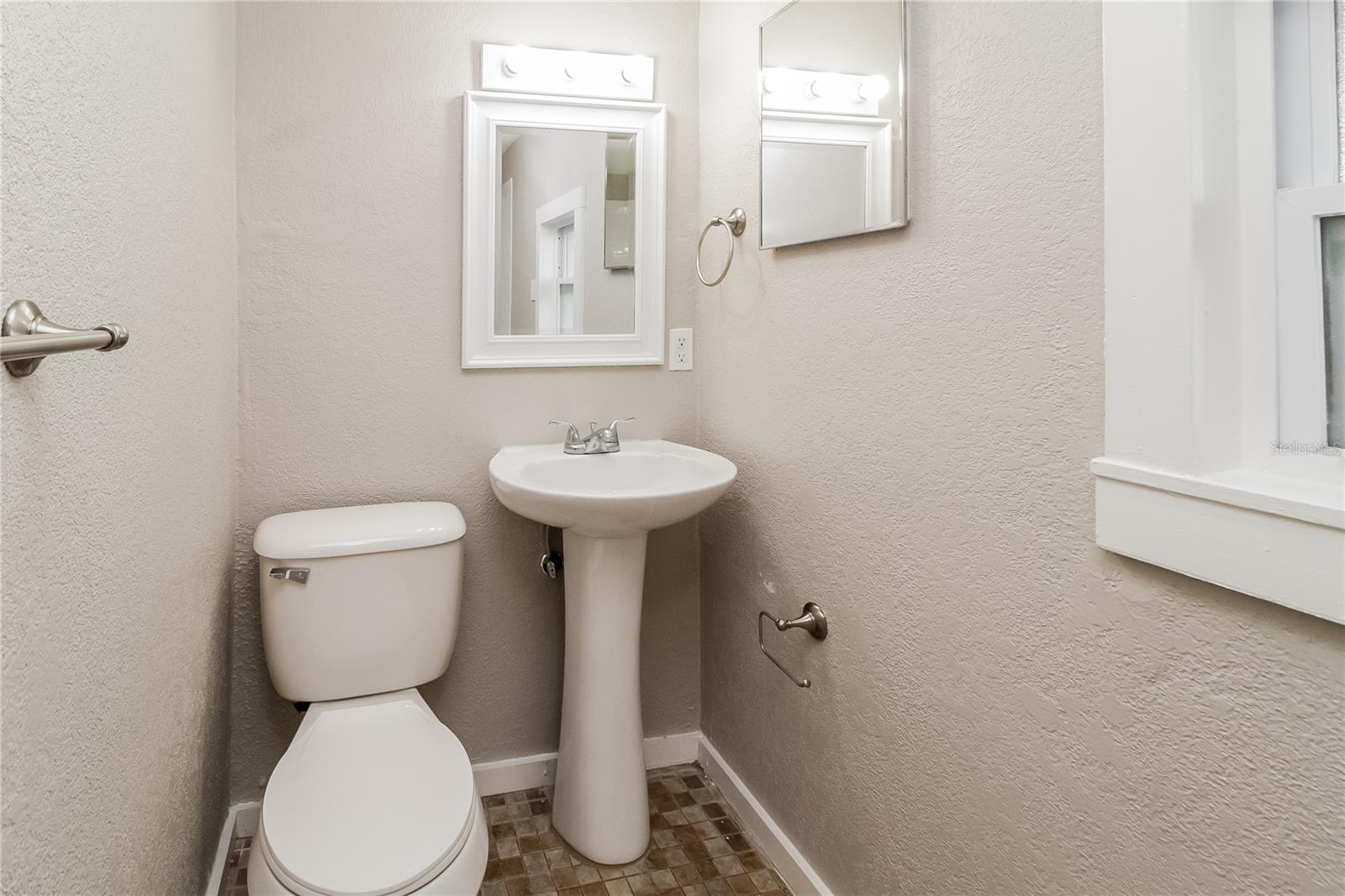 6336 DOGWOOD DR, ORLANDO, FL, 32807