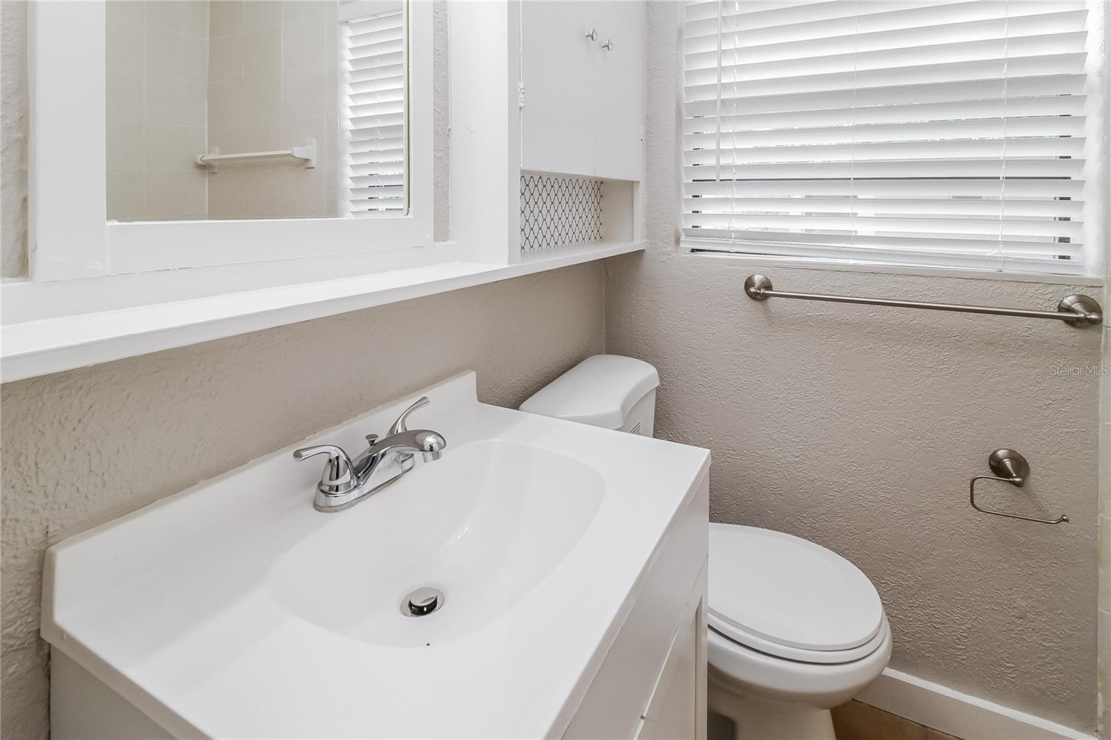 6336 DOGWOOD DR, ORLANDO, FL, 32807