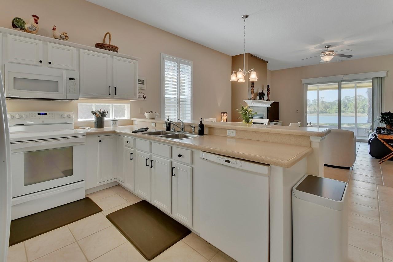 47 SPRING GLEN DR, DEBARY, FL, 32713