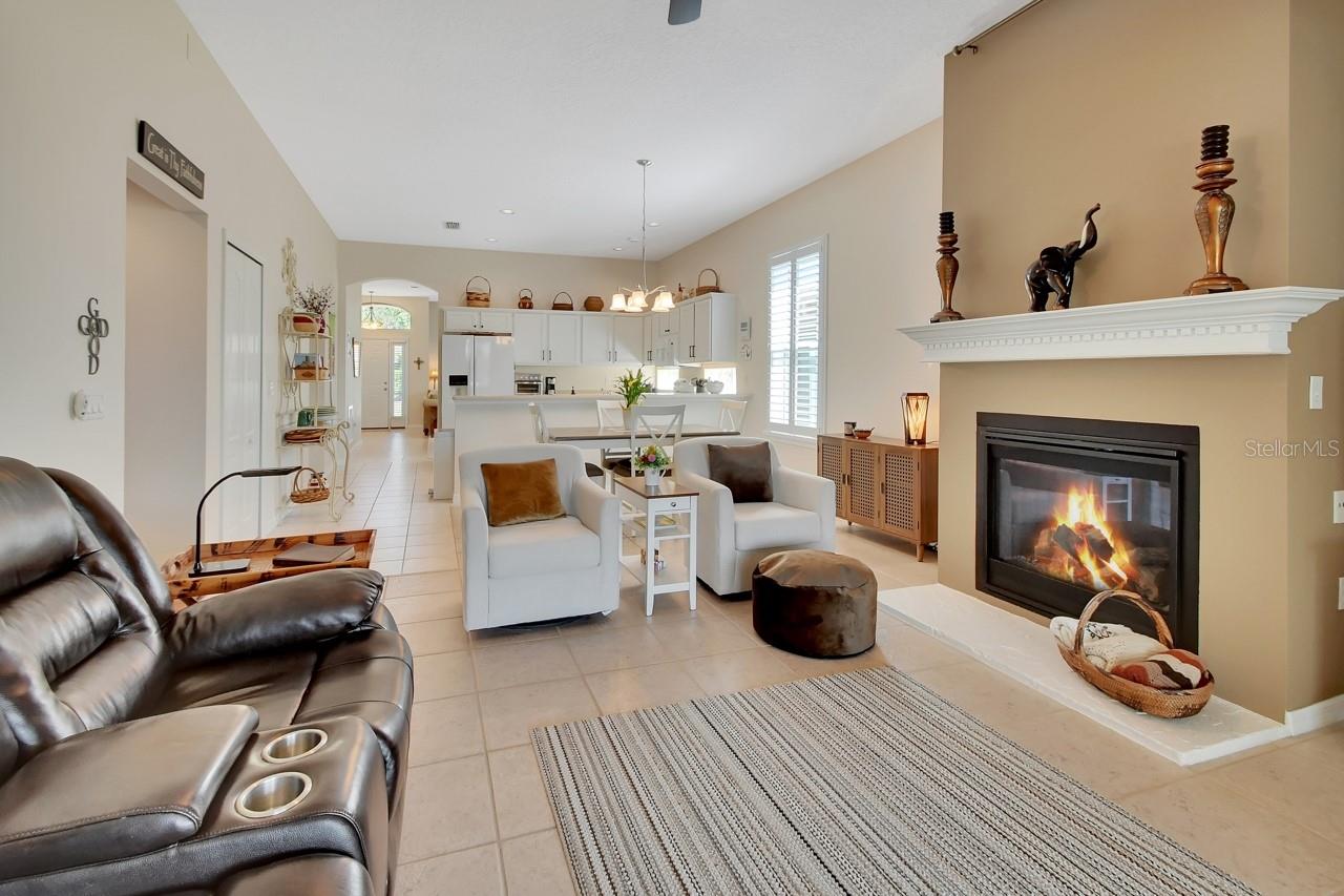 47 SPRING GLEN DR, DEBARY, FL, 32713