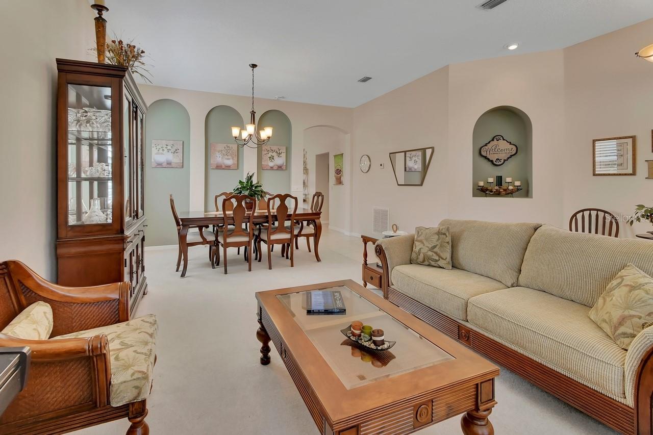 47 SPRING GLEN DR, DEBARY, FL, 32713