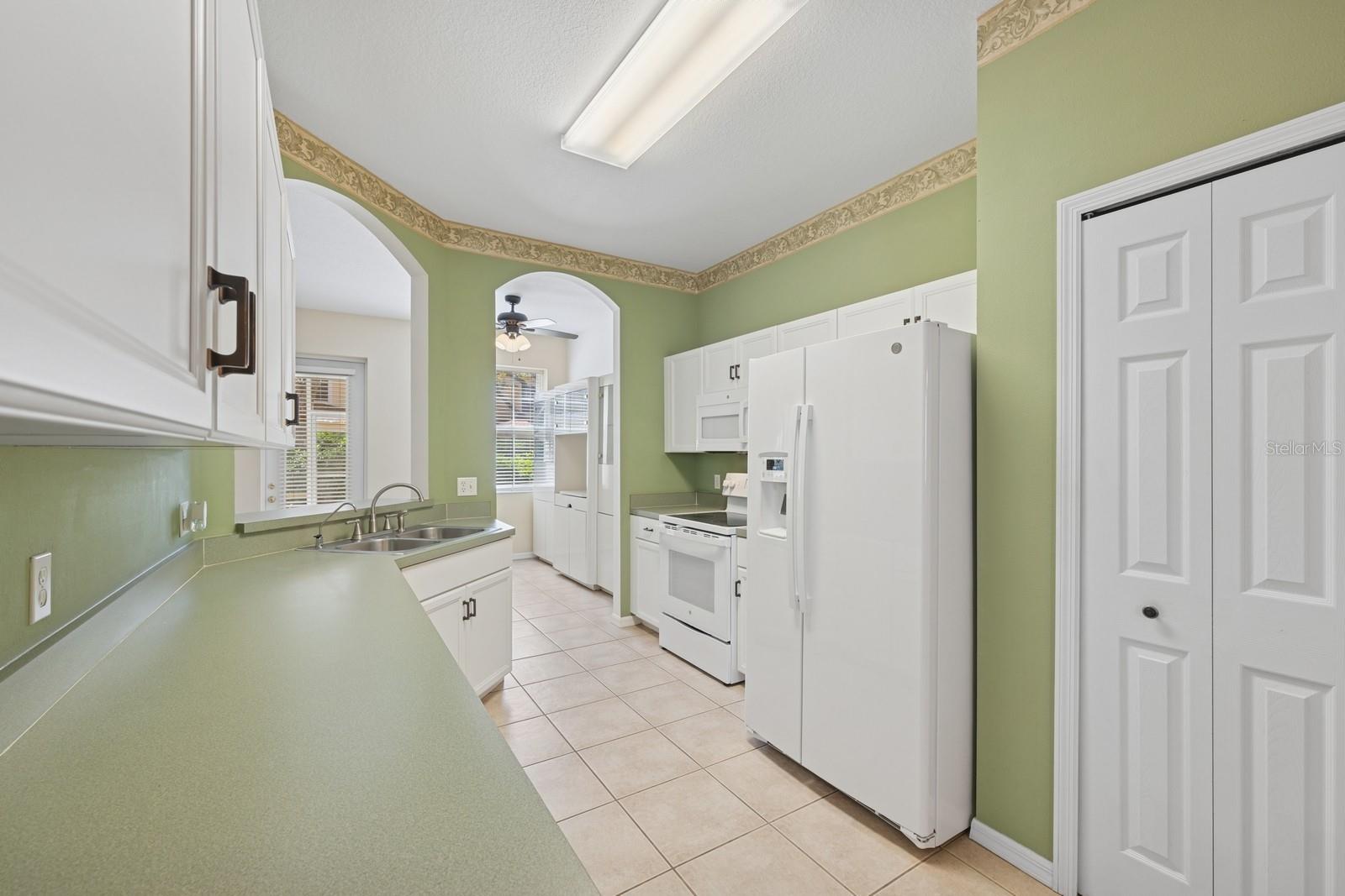6412 ROSEFINCH CT #102, LAKEWOOD RANCH, FL, 34202