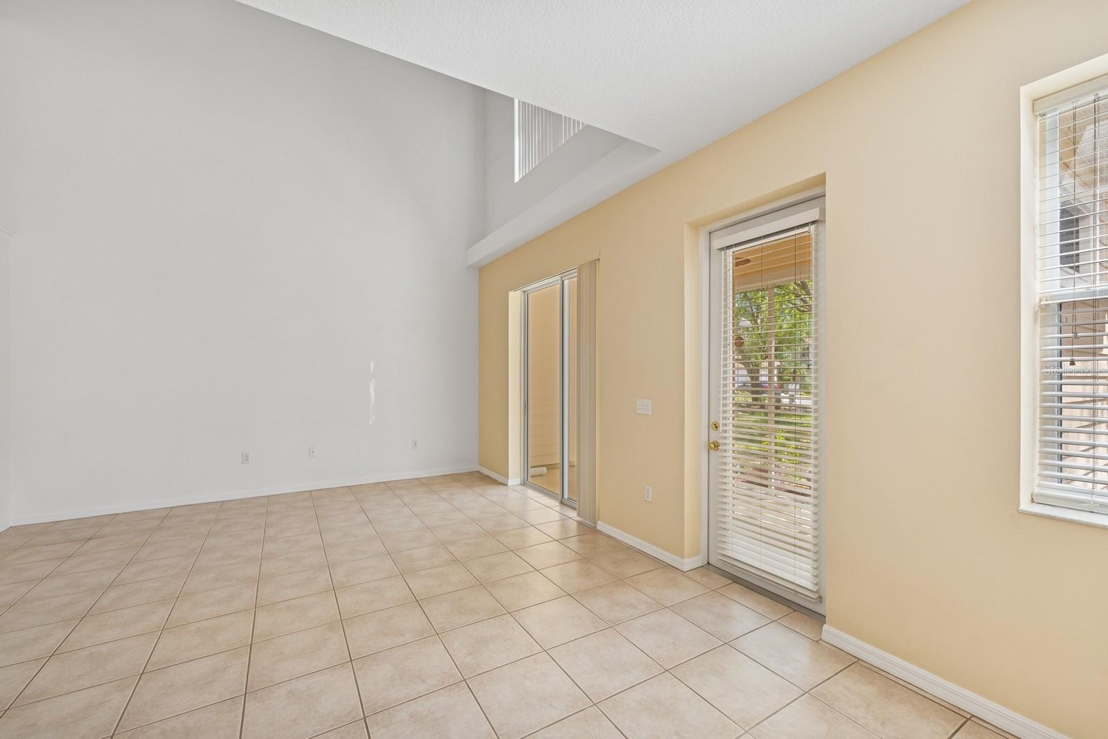 6412 ROSEFINCH CT #102, LAKEWOOD RANCH, FL, 34202