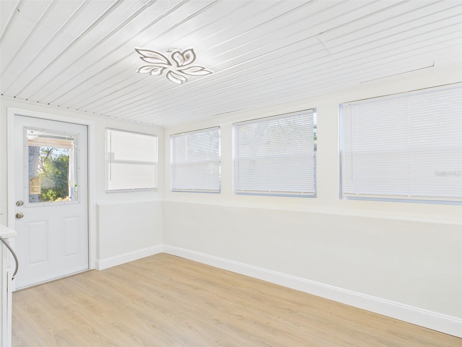 201 E MAIN ST, HAINES CITY, FL, 33844