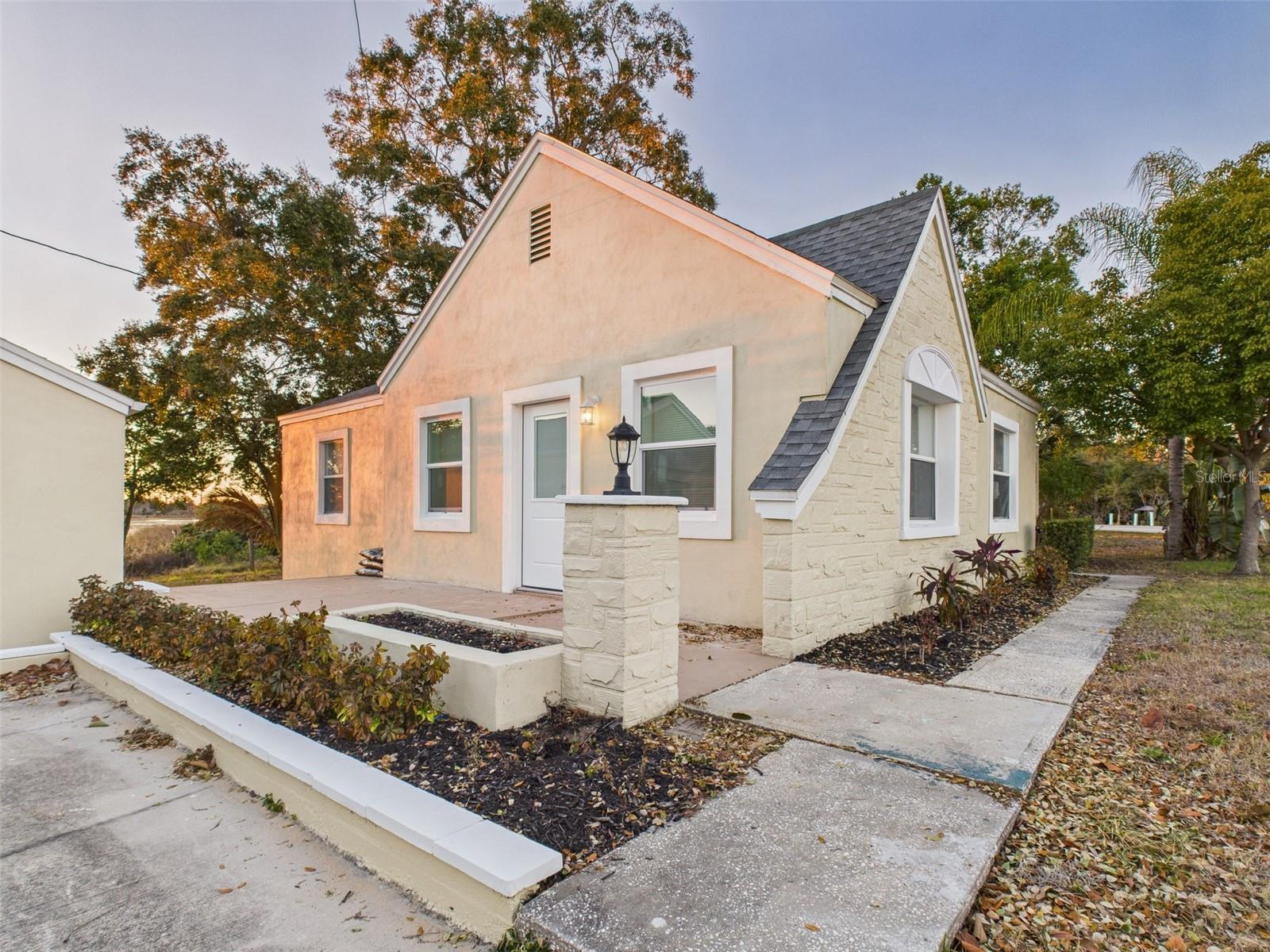201 E MAIN ST, HAINES CITY, FL, 33844