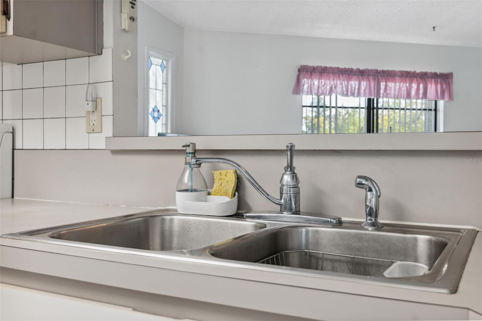 2335 SUMMERFIELD AVE, SPRING HILL, FL, 34609