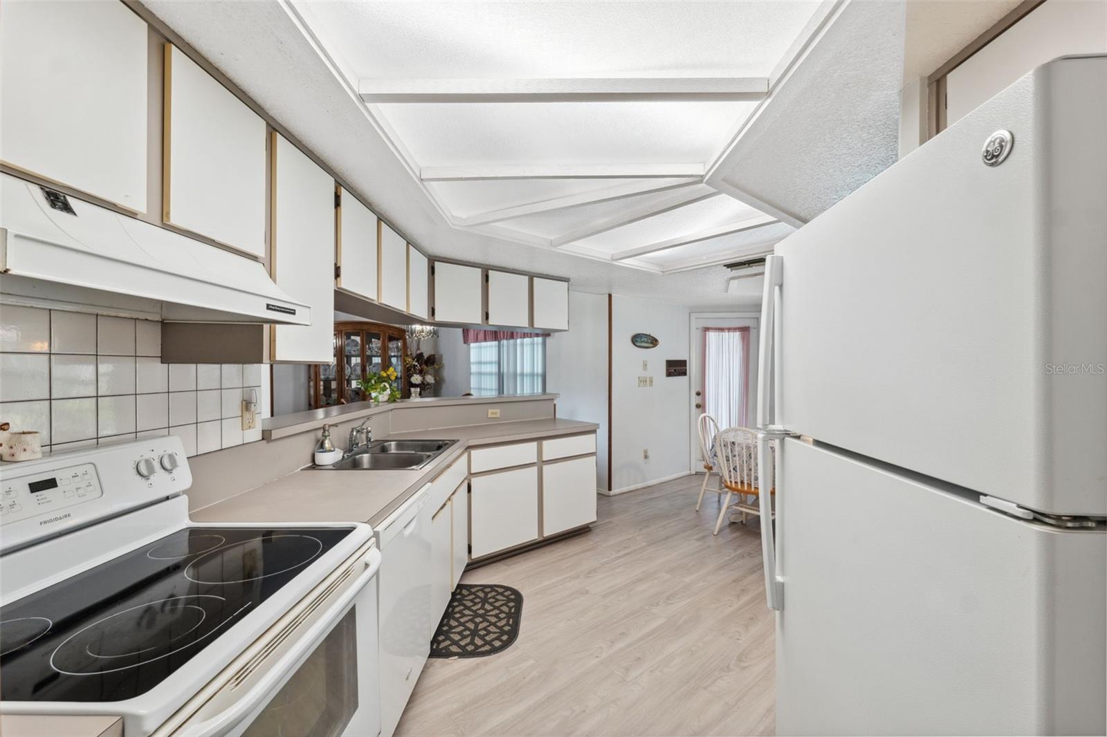 2335 SUMMERFIELD AVE, SPRING HILL, FL, 34609