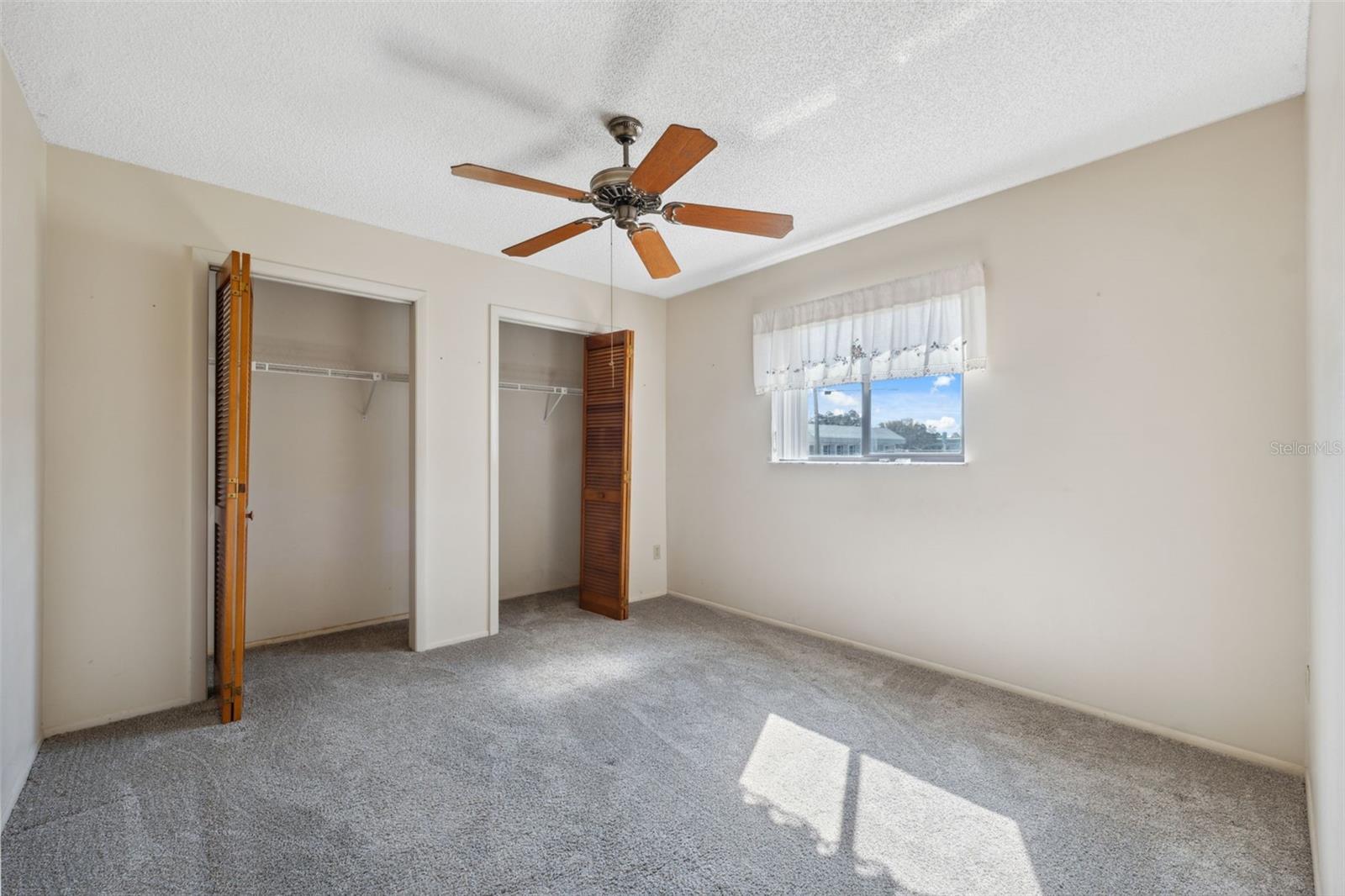 2335 SUMMERFIELD AVE, SPRING HILL, FL, 34609