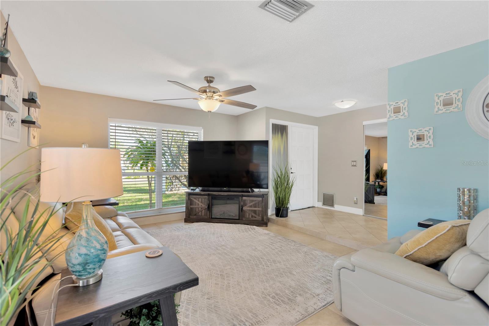 6208 IMPERIAL KY, TAMPA, FL, 33615