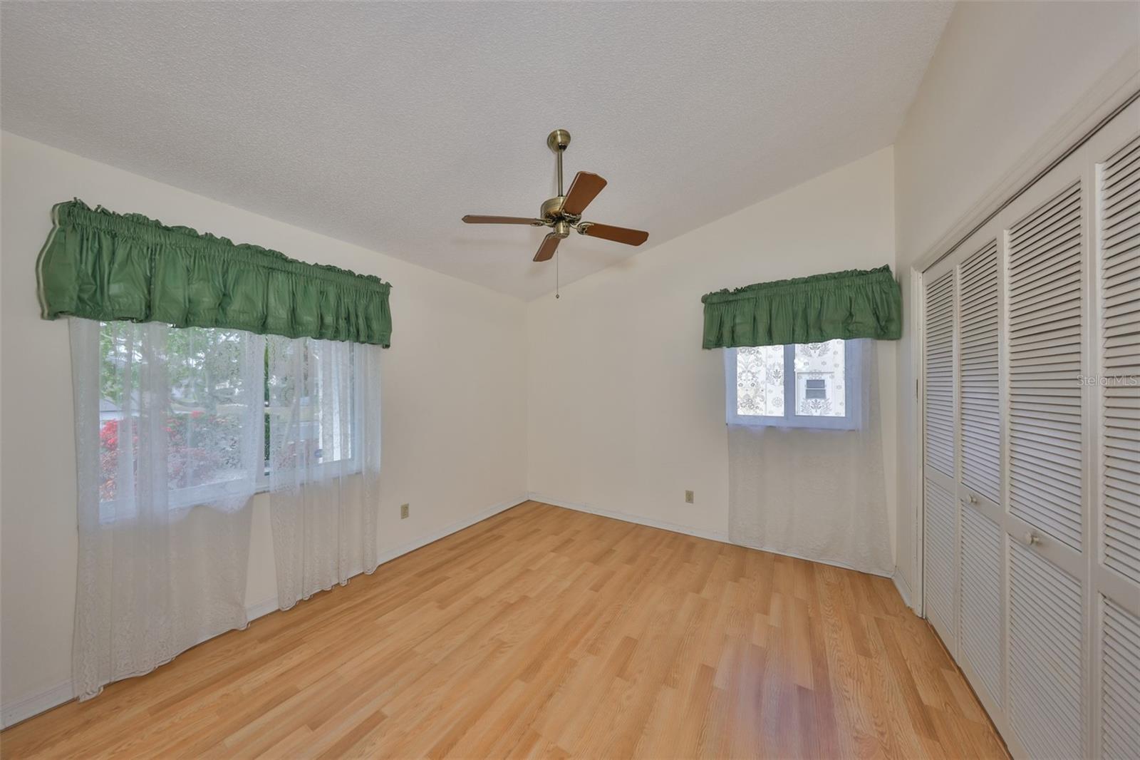 1803 GRANVILLE LN, SUN CITY CENTER, FL, 33573