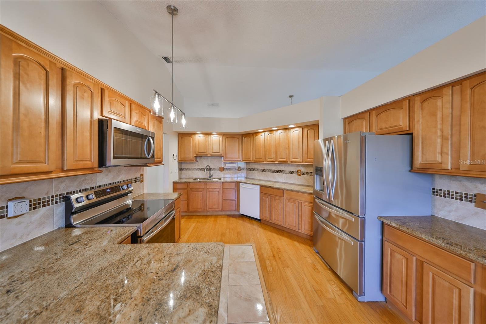 1803 GRANVILLE LN, SUN CITY CENTER, FL, 33573