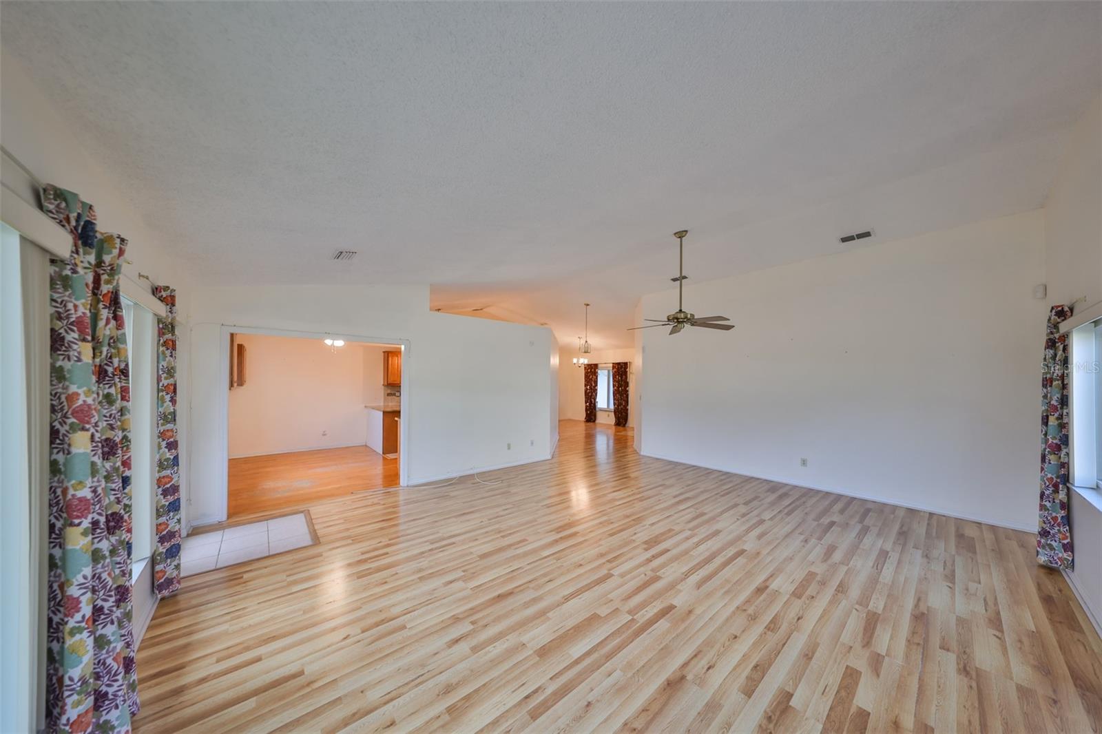 1803 GRANVILLE LN, SUN CITY CENTER, FL, 33573