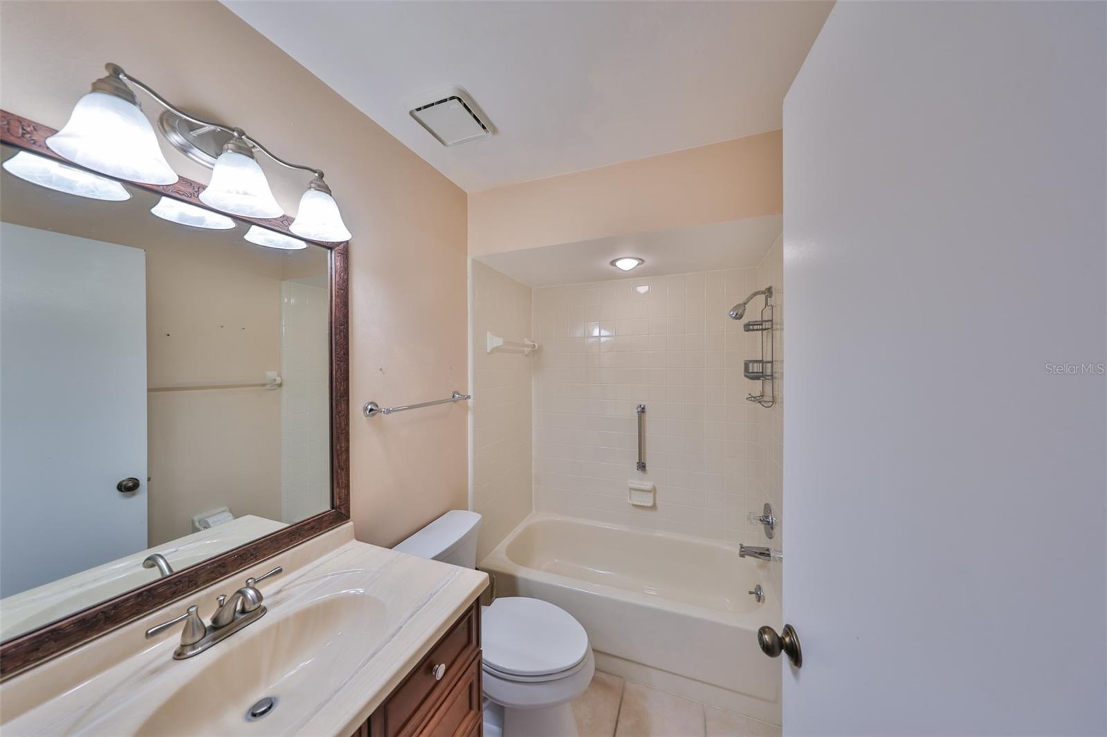 1803 GRANVILLE LN, SUN CITY CENTER, FL, 33573