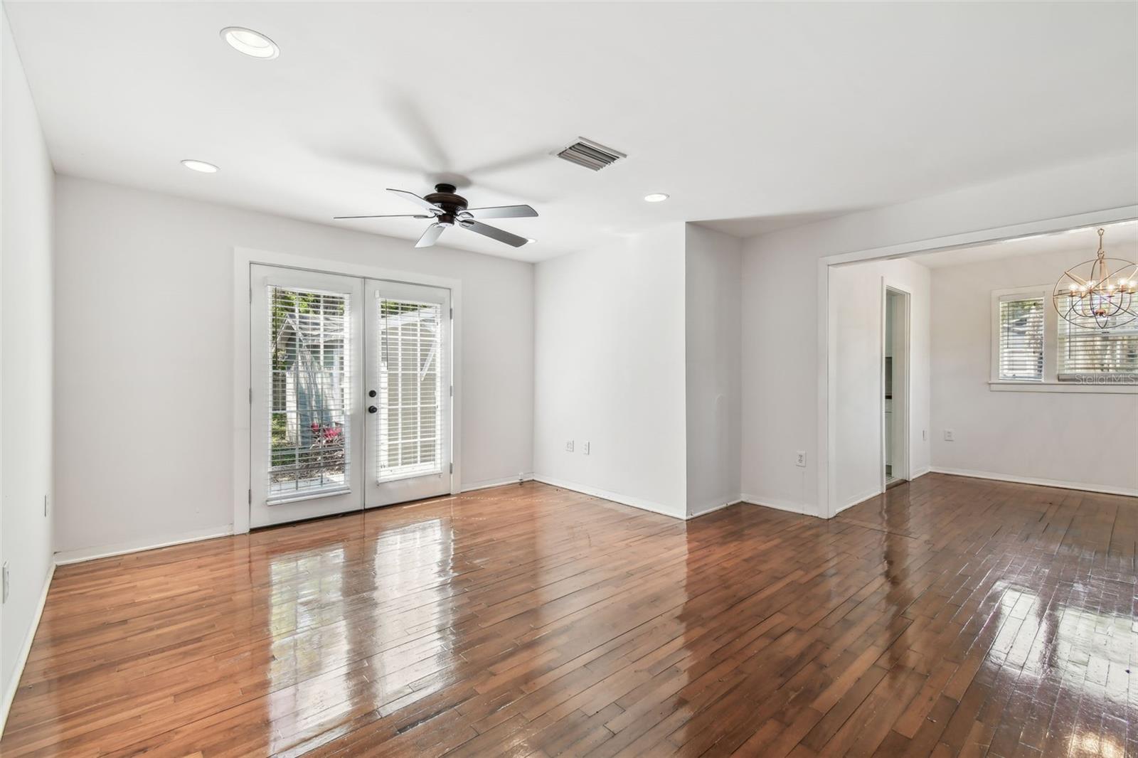 1401 E NORTH ST, TAMPA, FL, 33604