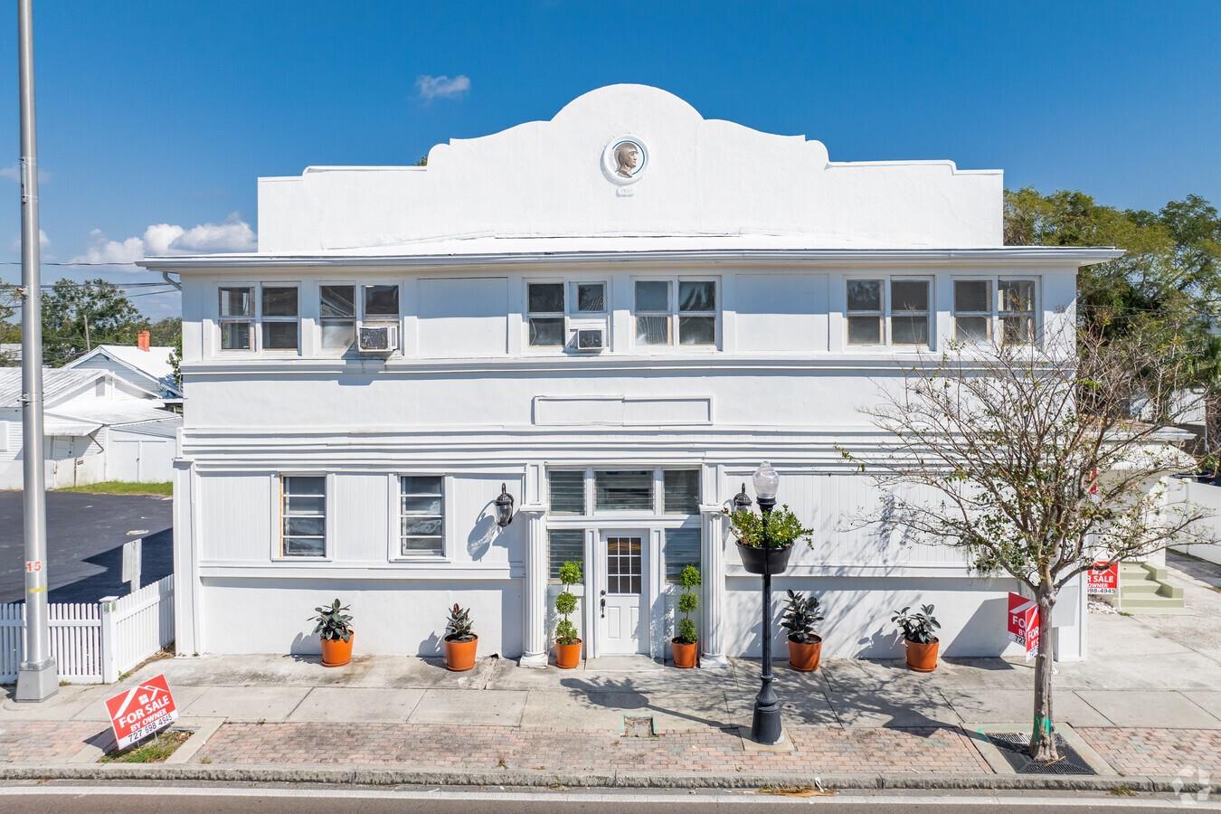 218 N PINELLAS AVE, TARPON SPRINGS, FL, 34689