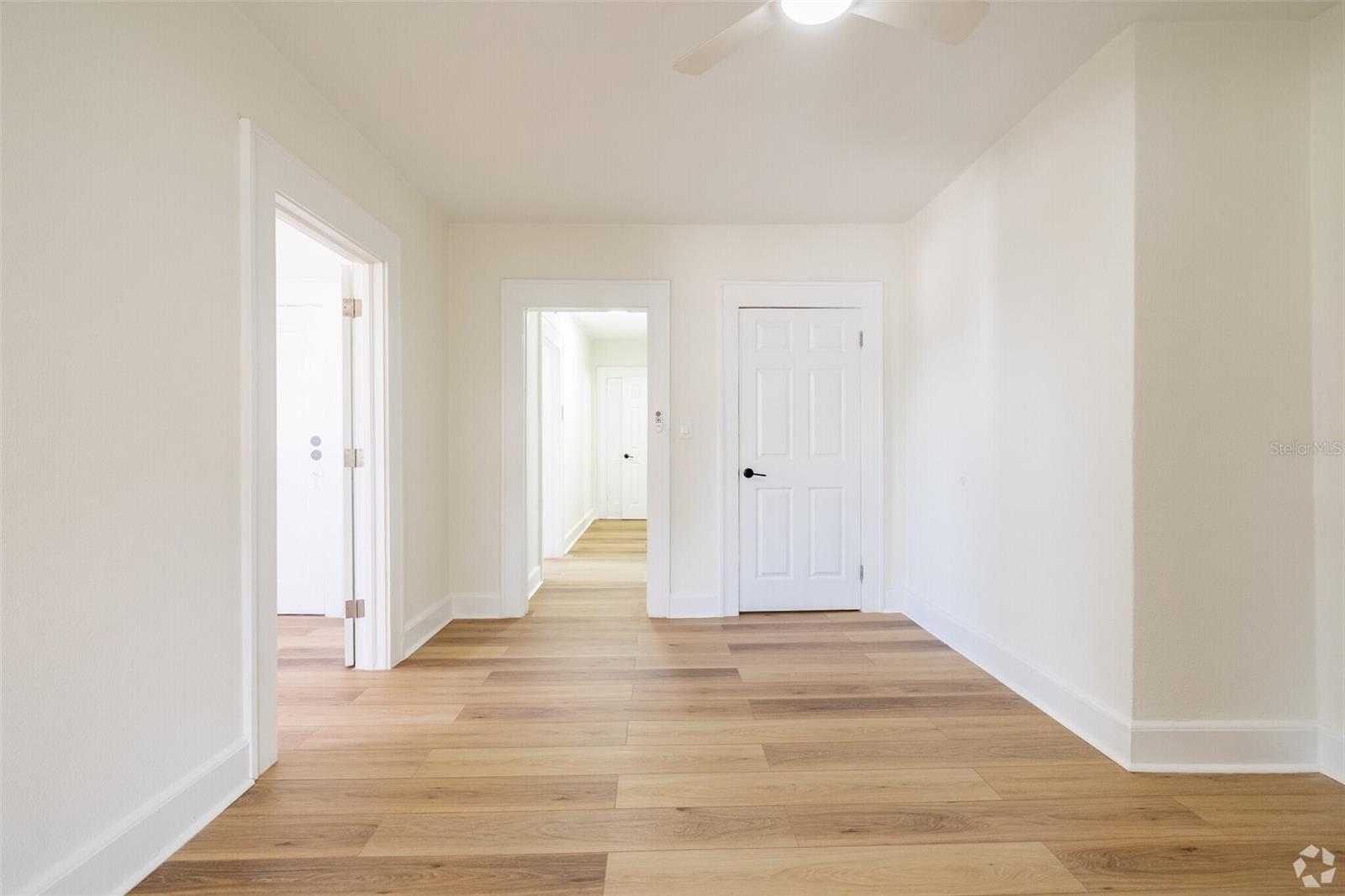 218 N PINELLAS AVE, TARPON SPRINGS, FL, 34689