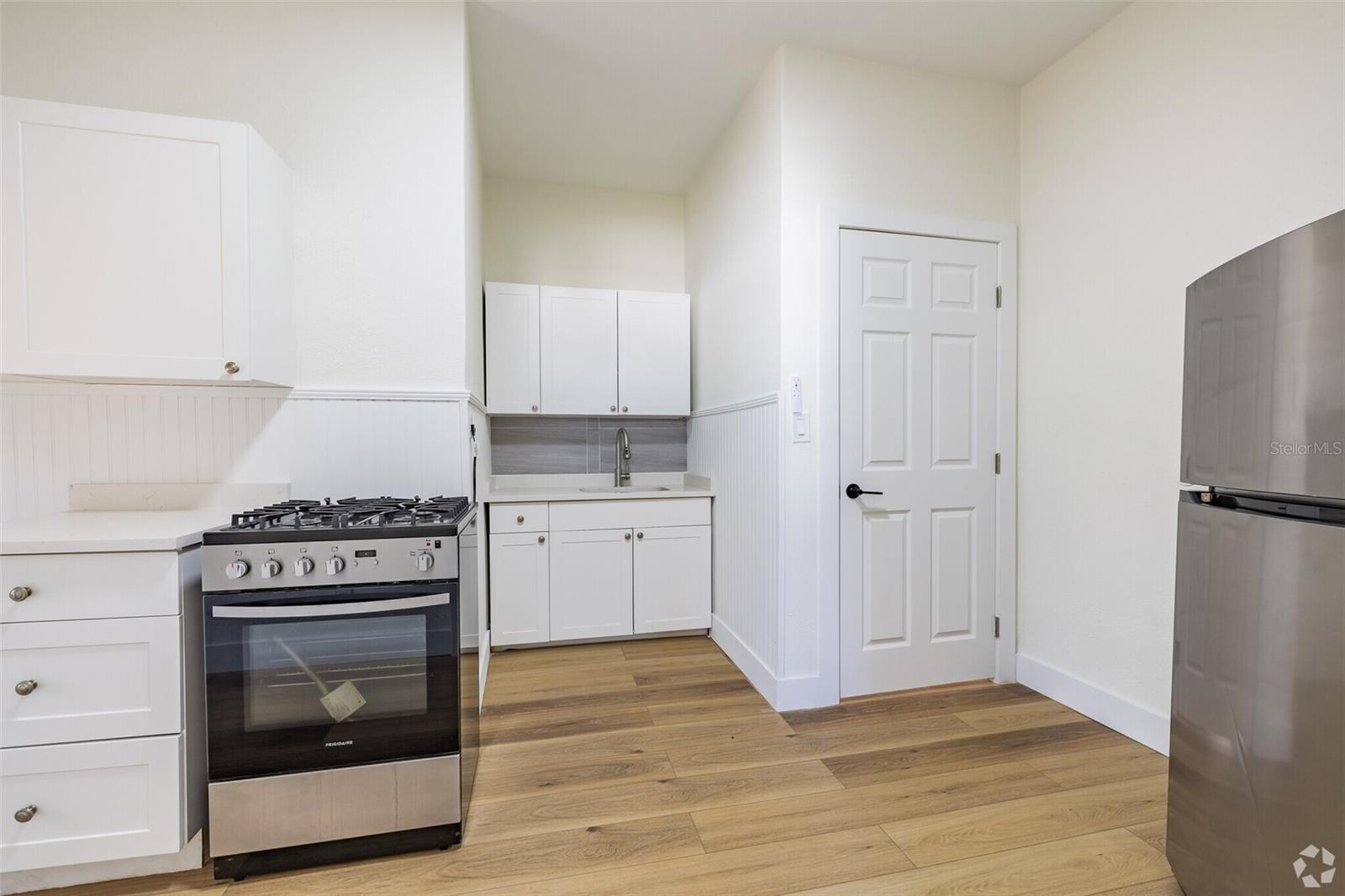 218 N PINELLAS AVE, TARPON SPRINGS, FL, 34689