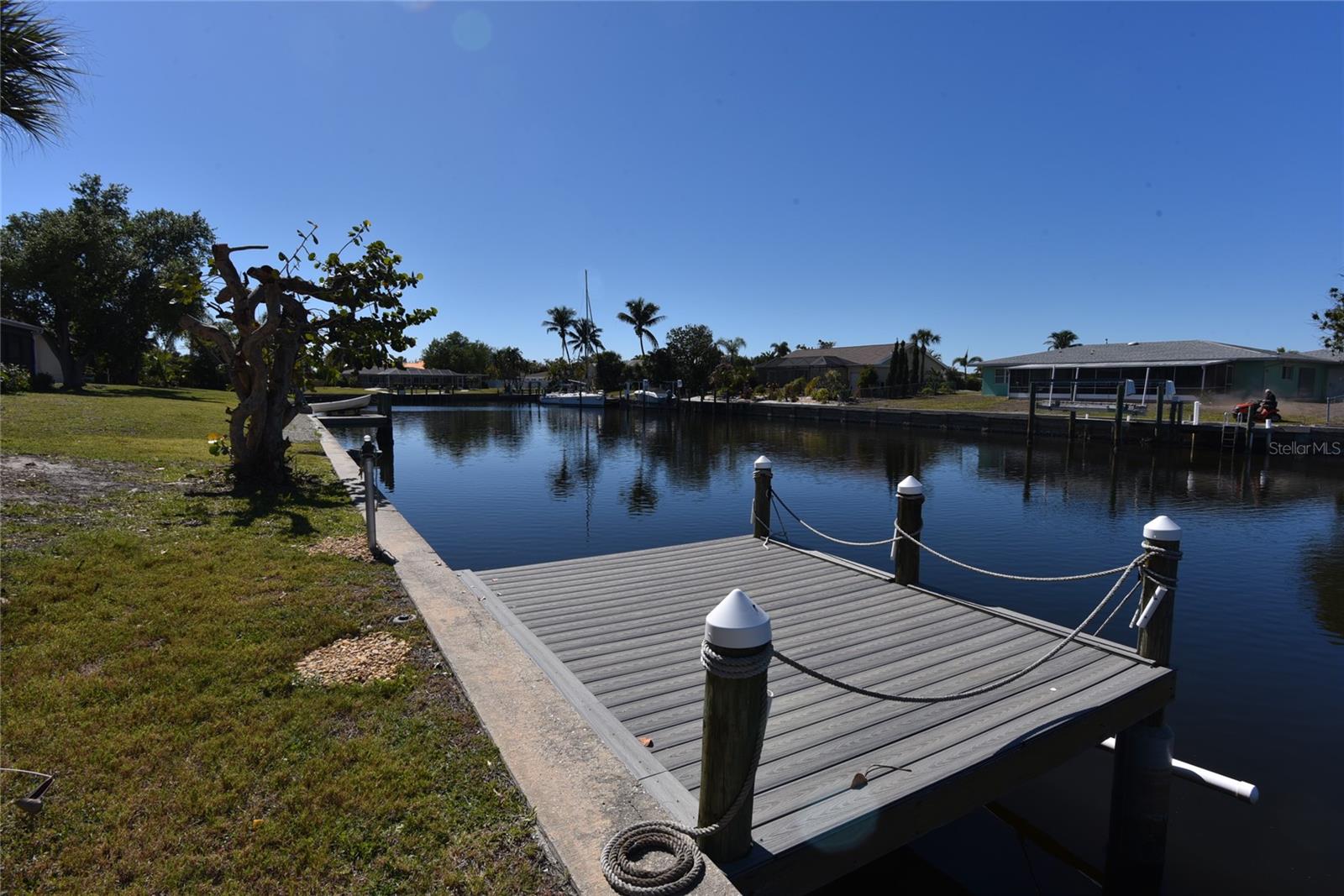 234 TAIT TER SE, PORT CHARLOTTE, FL, 33952