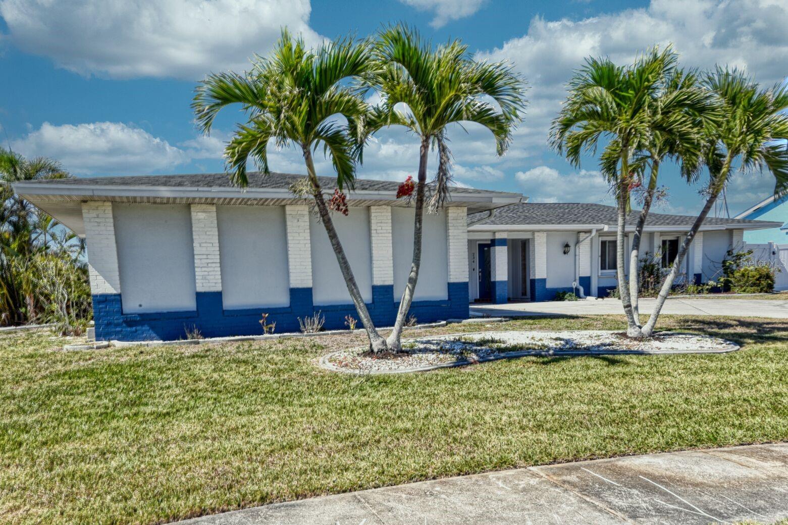 234 TAIT TER SE, PORT CHARLOTTE, FL, 33952