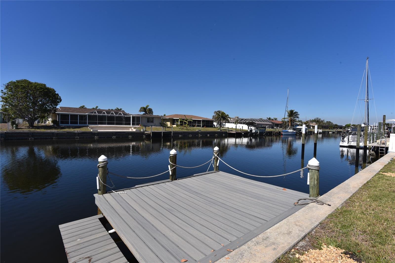 234 TAIT TER SE, PORT CHARLOTTE, FL, 33952