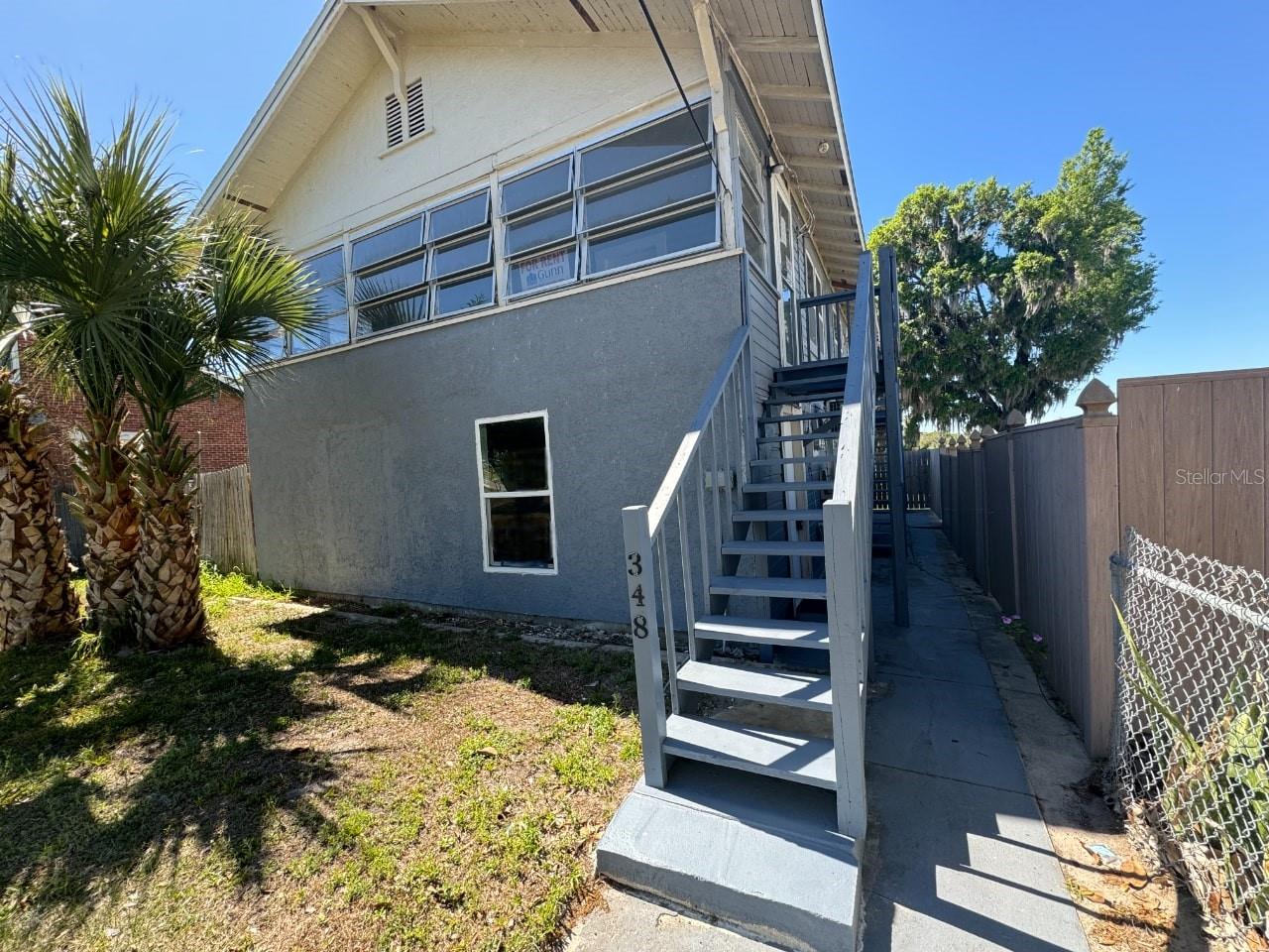 348 S CENTRAL AVE #LOWER, UMATILLA, FL, 32784
