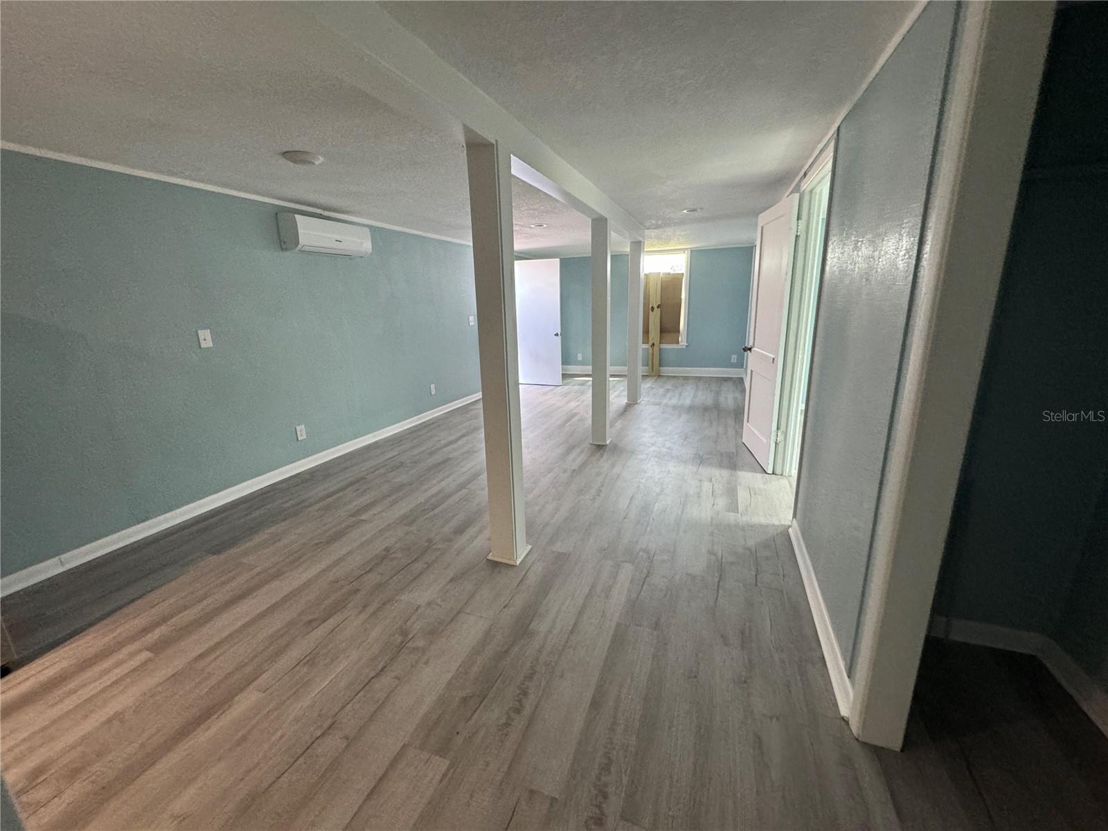 348 S CENTRAL AVE #LOWER, UMATILLA, FL, 32784