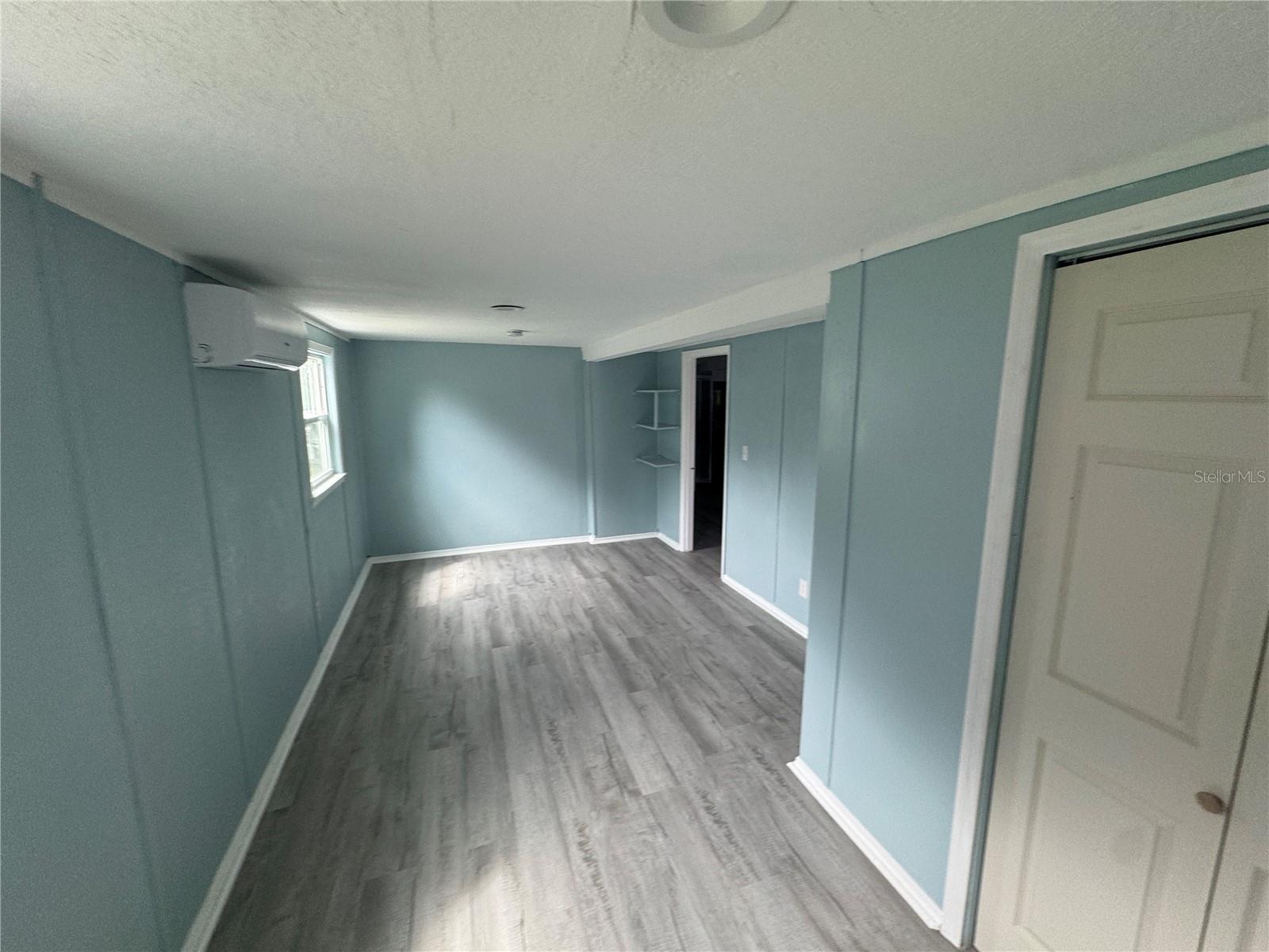 348 S CENTRAL AVE #LOWER, UMATILLA, FL, 32784
