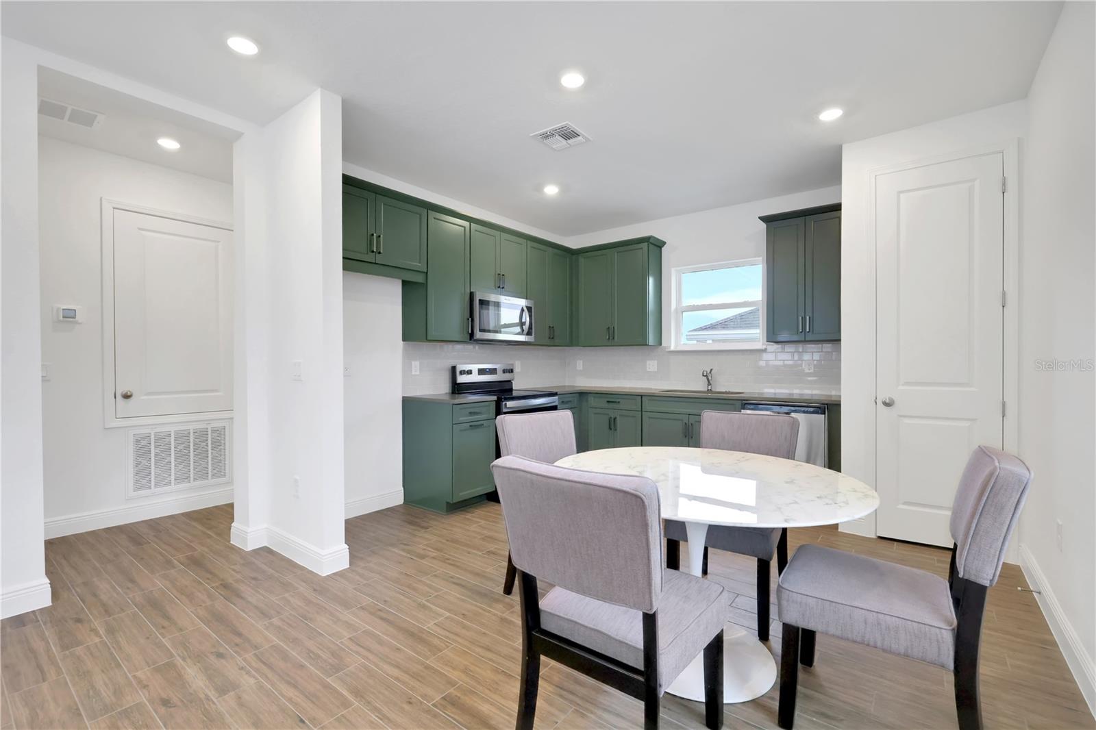 17513 VALLEYWOOD PKWY, LAND O LAKES, FL, 34638