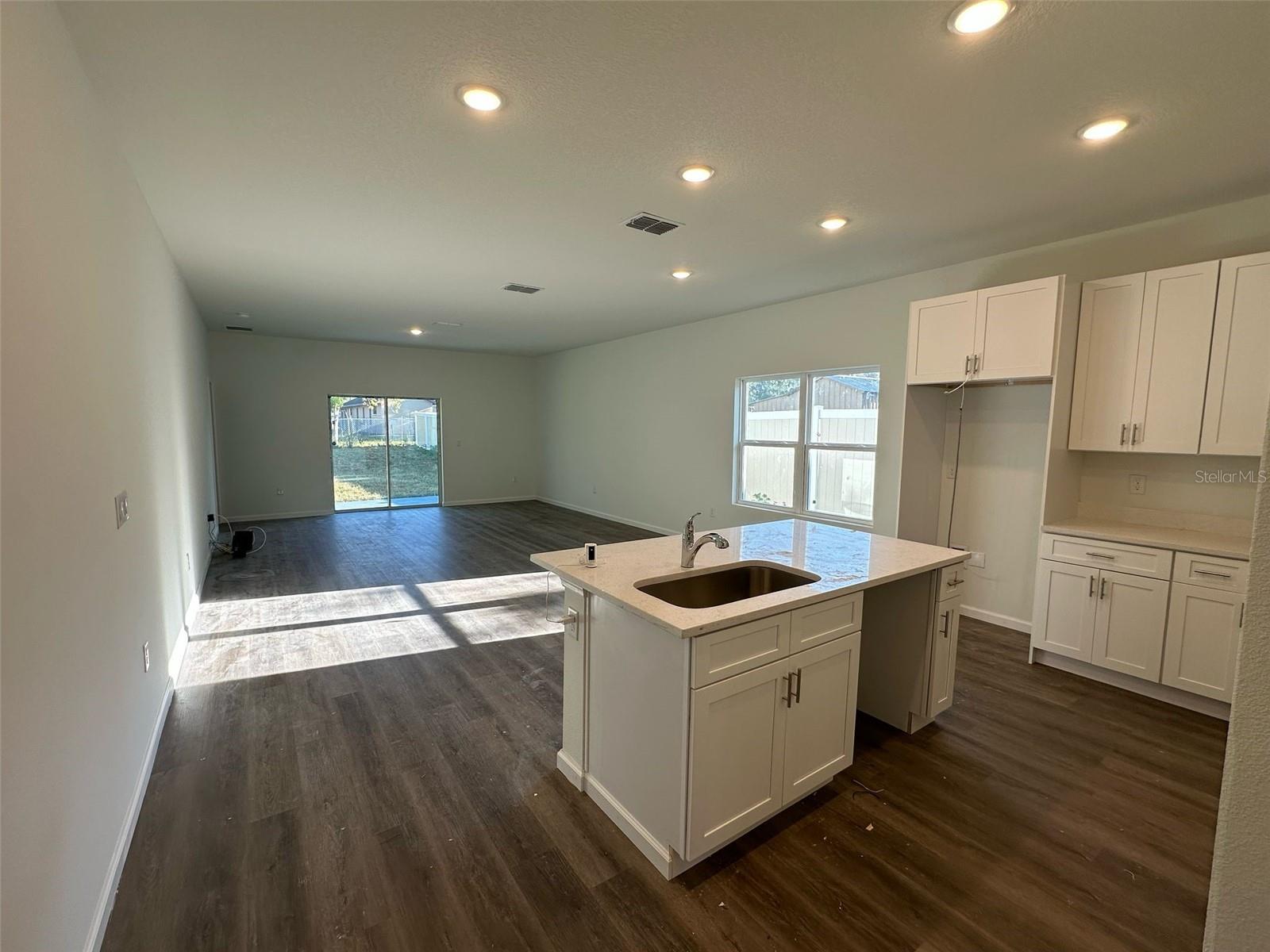 137 W G H WASHINGTON ST, APOPKA, FL, 32703