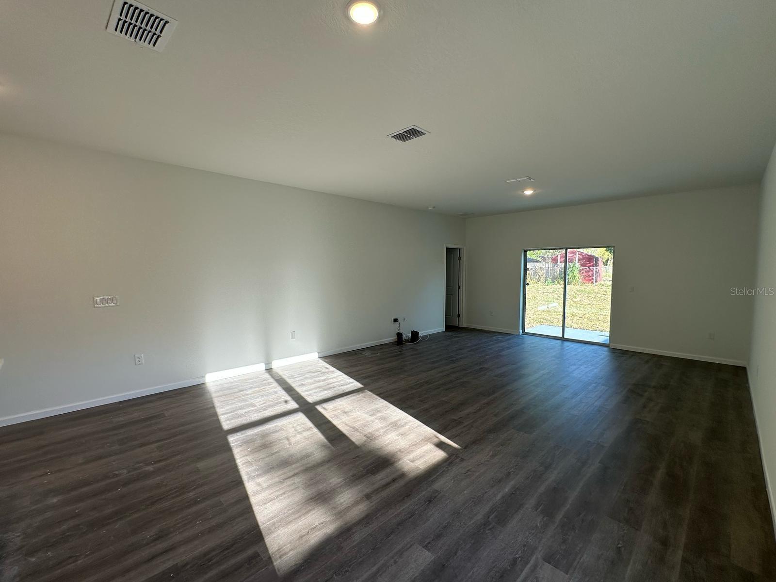 137 W G H WASHINGTON ST, APOPKA, FL, 32703