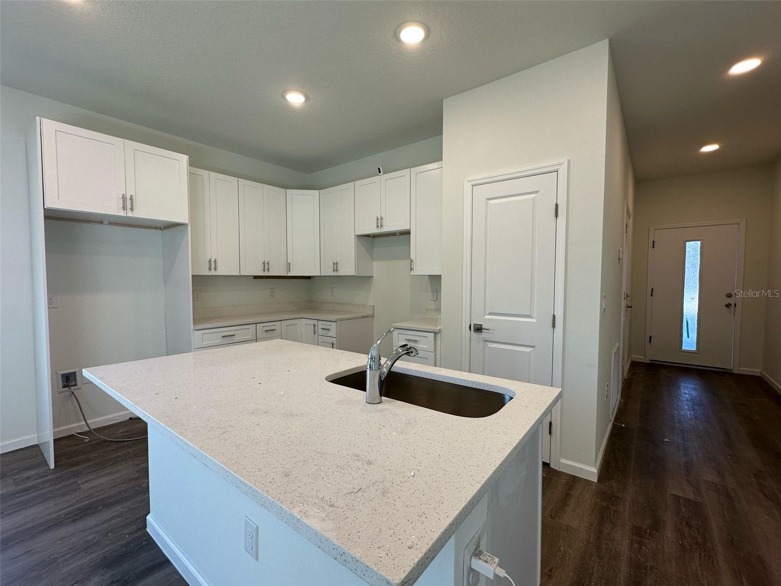 137 W G H WASHINGTON ST, APOPKA, FL, 32703