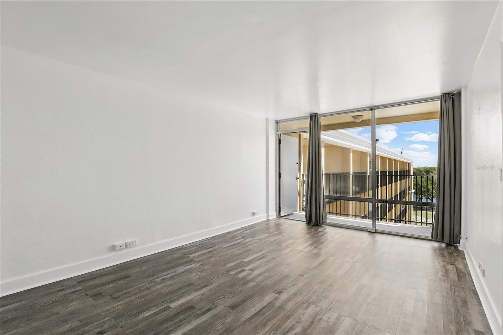 151 E WASHINGTON ST #606, ORLANDO, FL, 32801