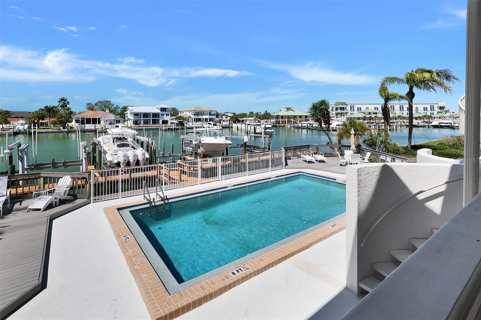 350 PINELLAS BAYWAY S #2, ST PETERSBURG, FL, 33715