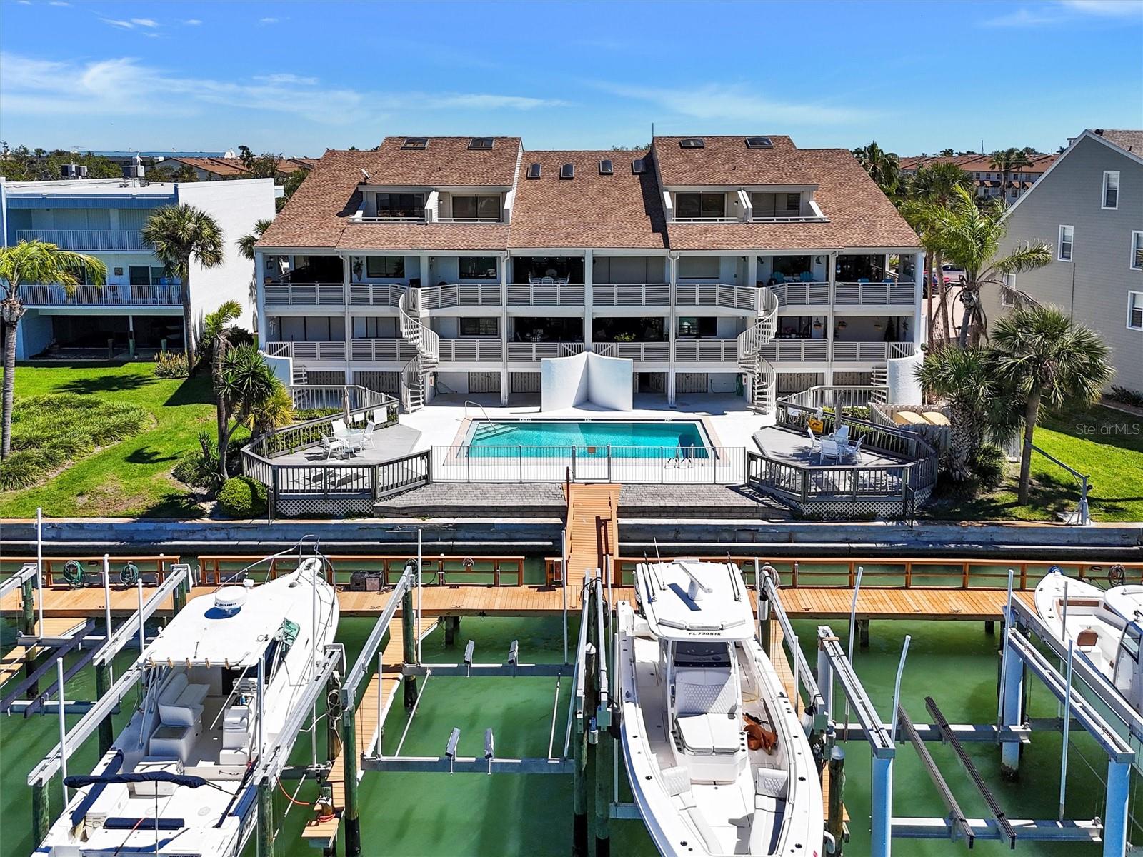 350 PINELLAS BAYWAY S #2, ST PETERSBURG, FL, 33715